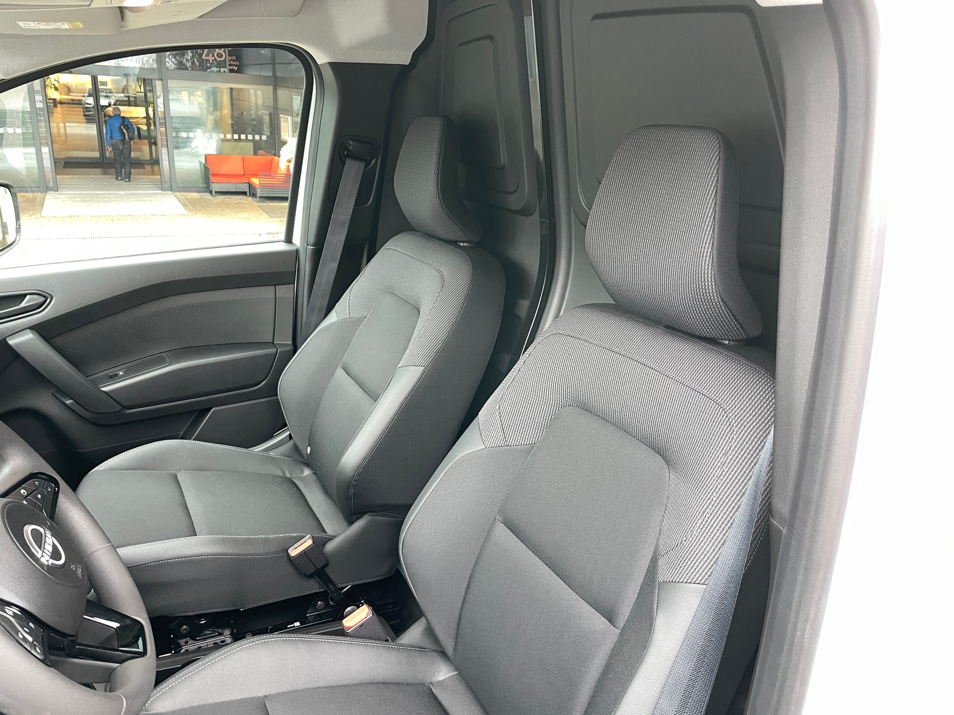 NISSAN Townstar EV45 kWh 22kW L2 Acenta-image-19