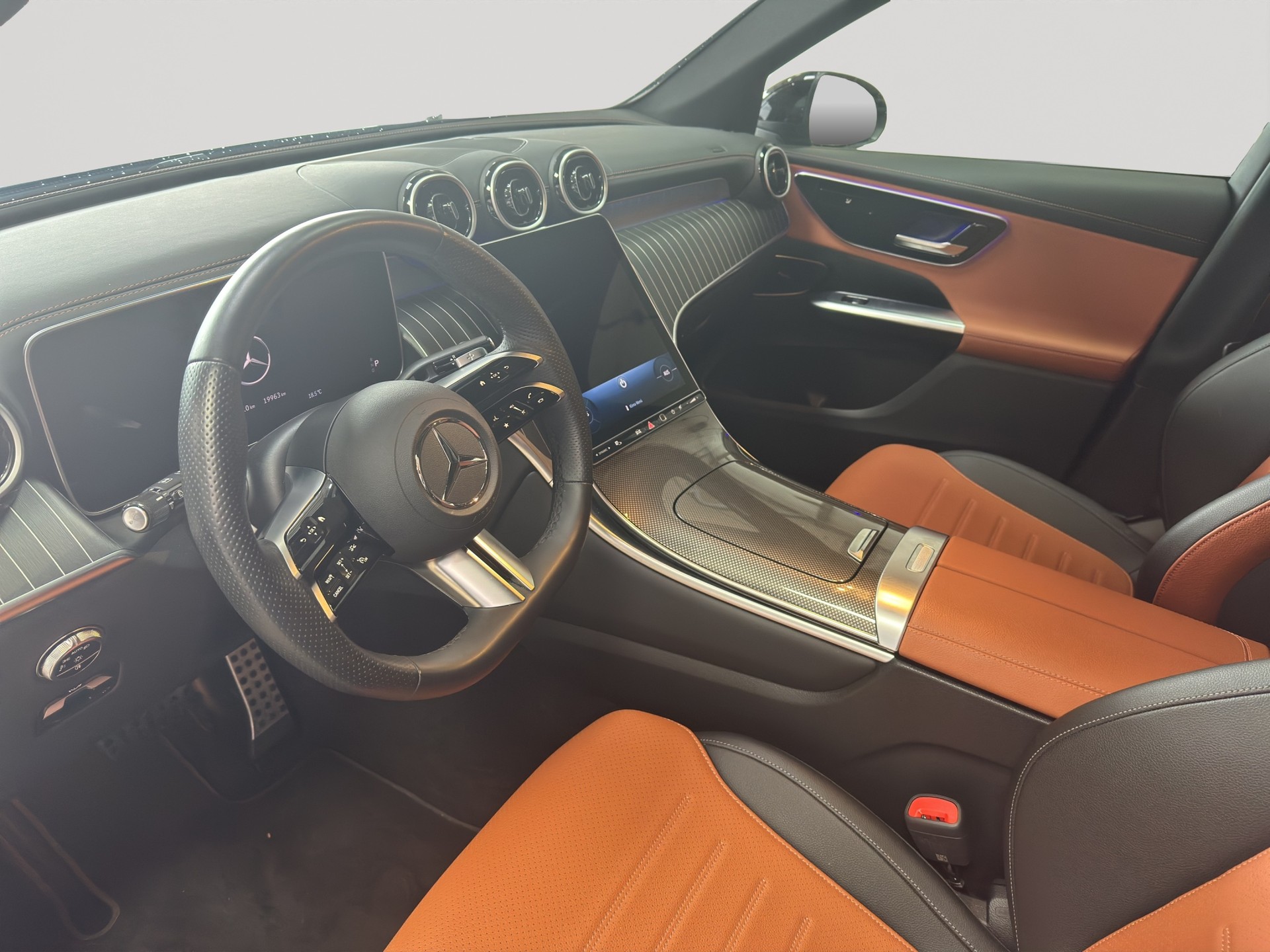 MERCEDES-BENZ GLC 220 d 4Matic 9G-Tronic Night-image-7