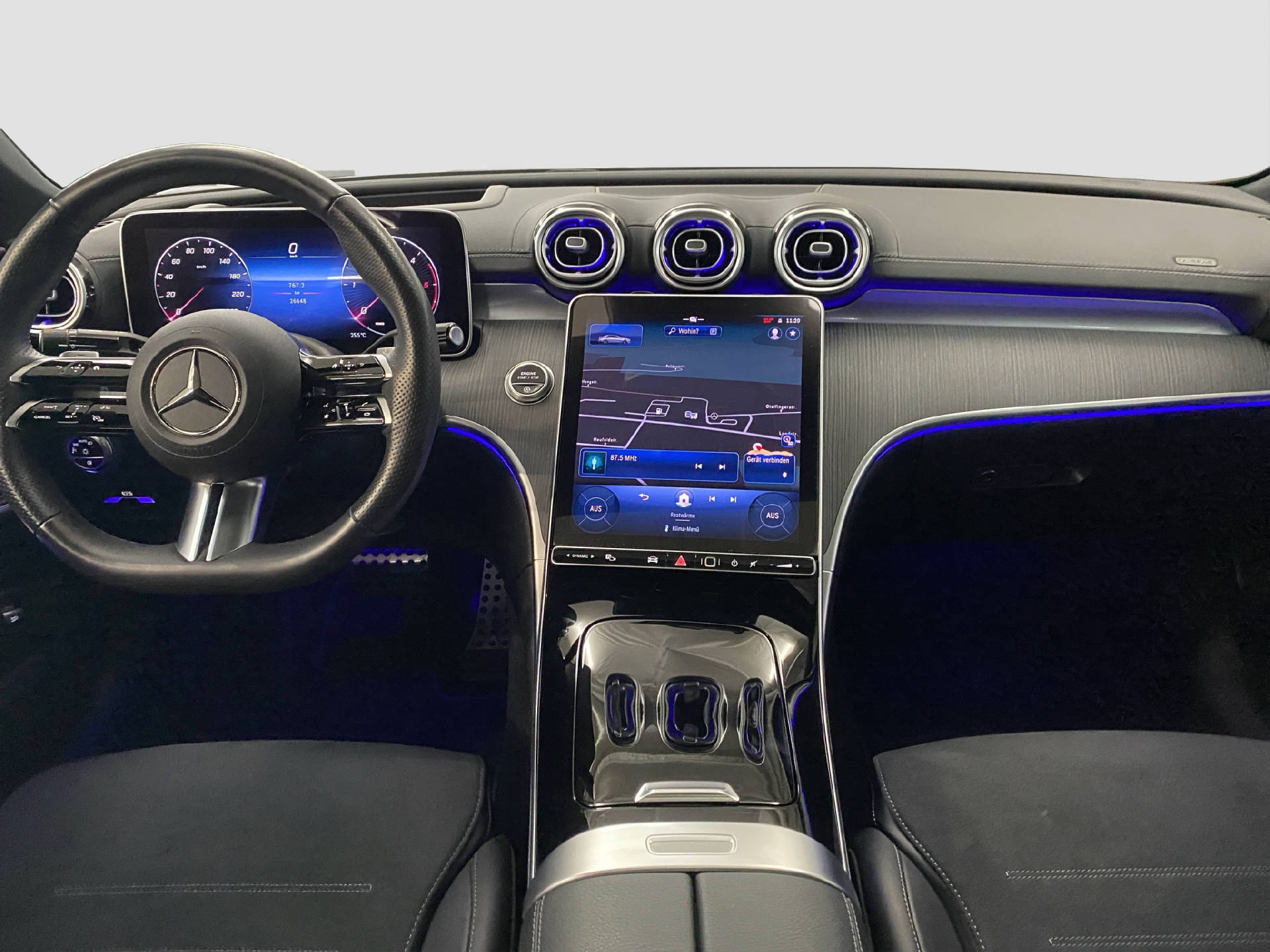 MERCEDES-BENZ C 220 d Swiss Star AMG Line-image-9