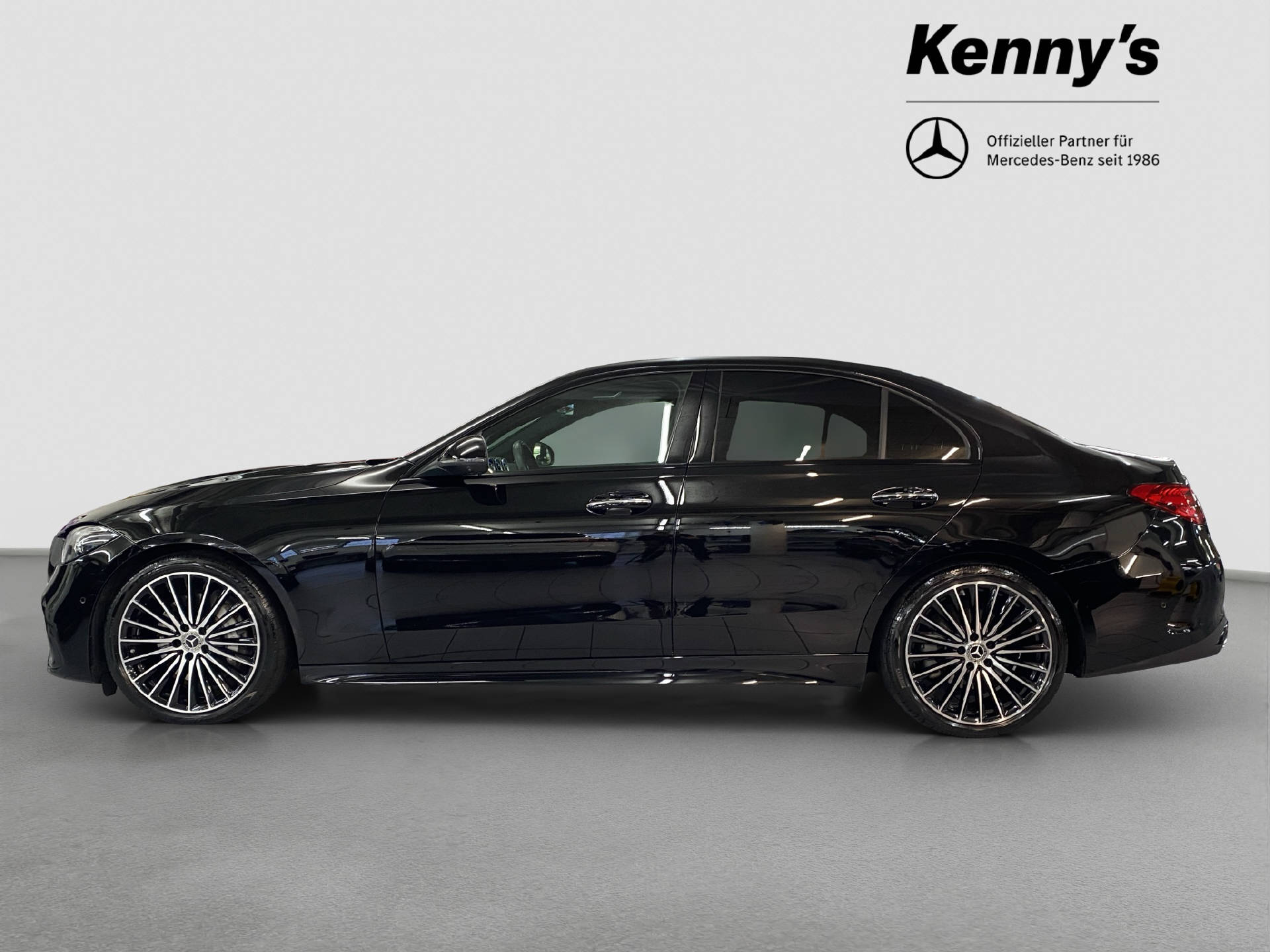 MERCEDES-BENZ C 220 d Swiss Star AMG Line-image-2