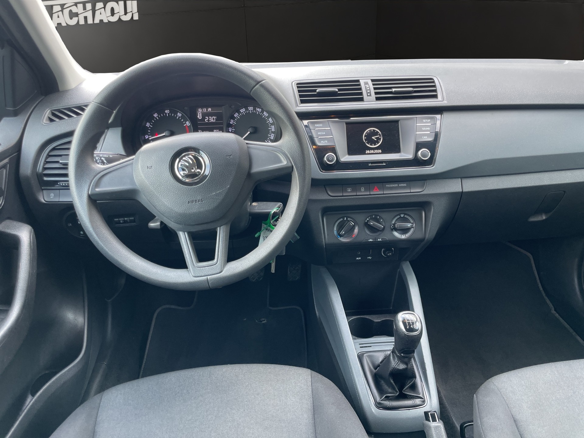 SKODA Fabia 1.0 Active-image-9
