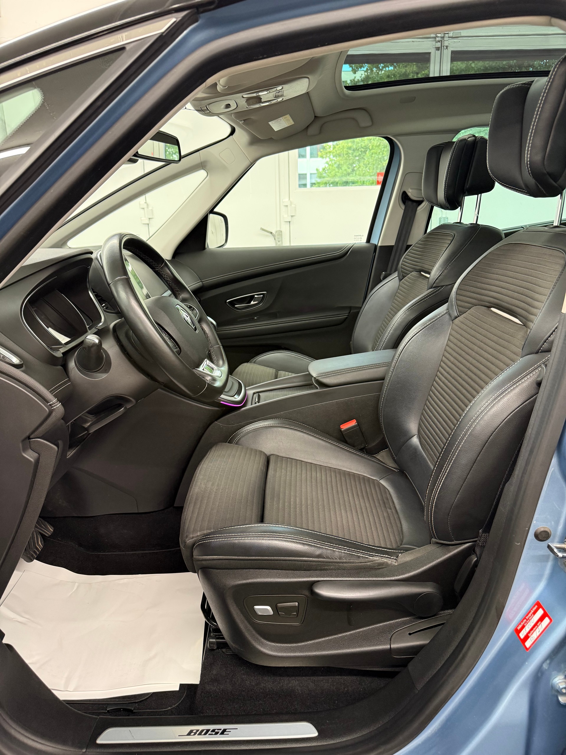 RENAULT Grand Scénic 1.6 dCi Bose EDC-image-20