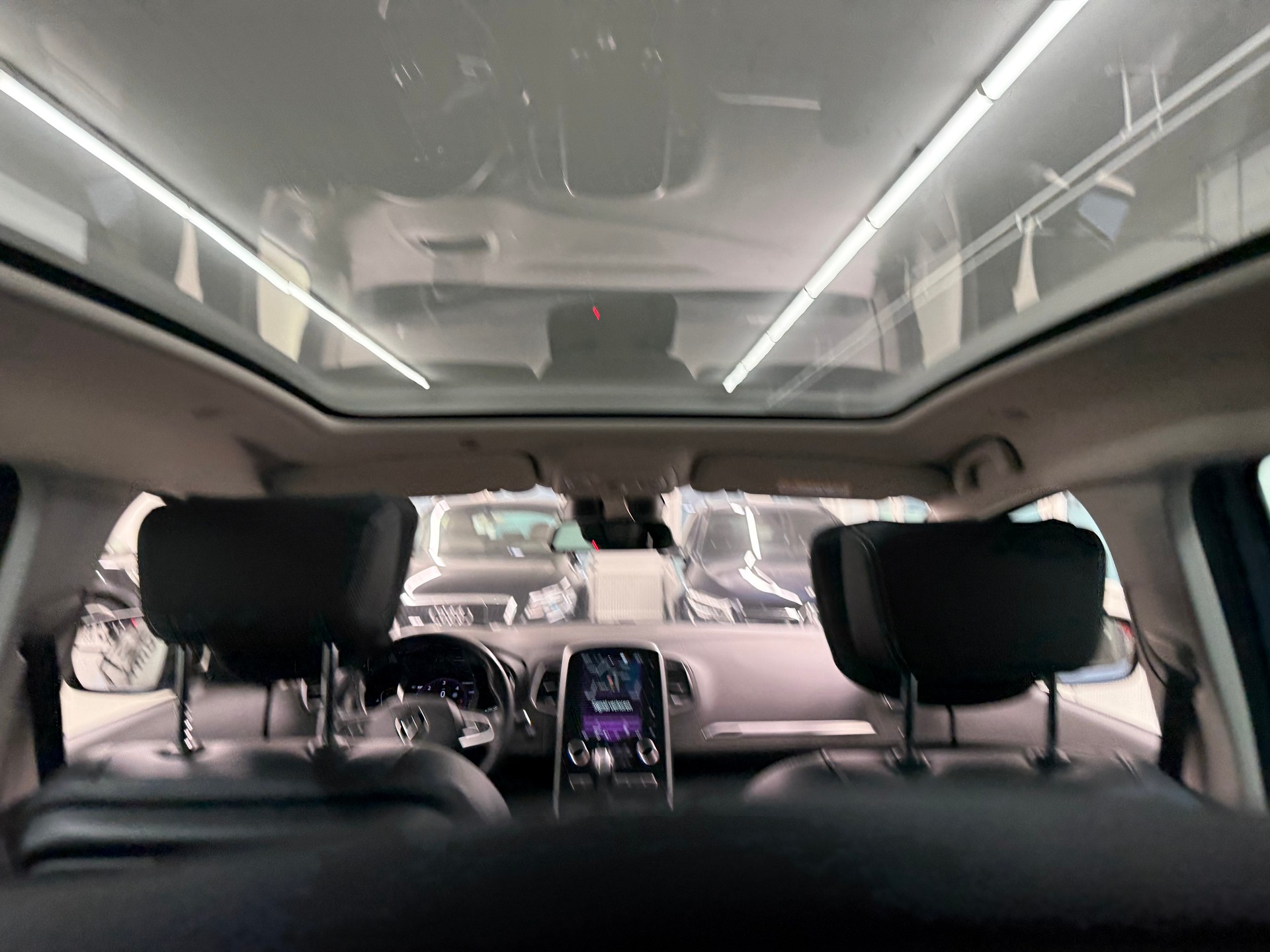 RENAULT Grand Scénic 1.6 dCi Bose EDC-image-13