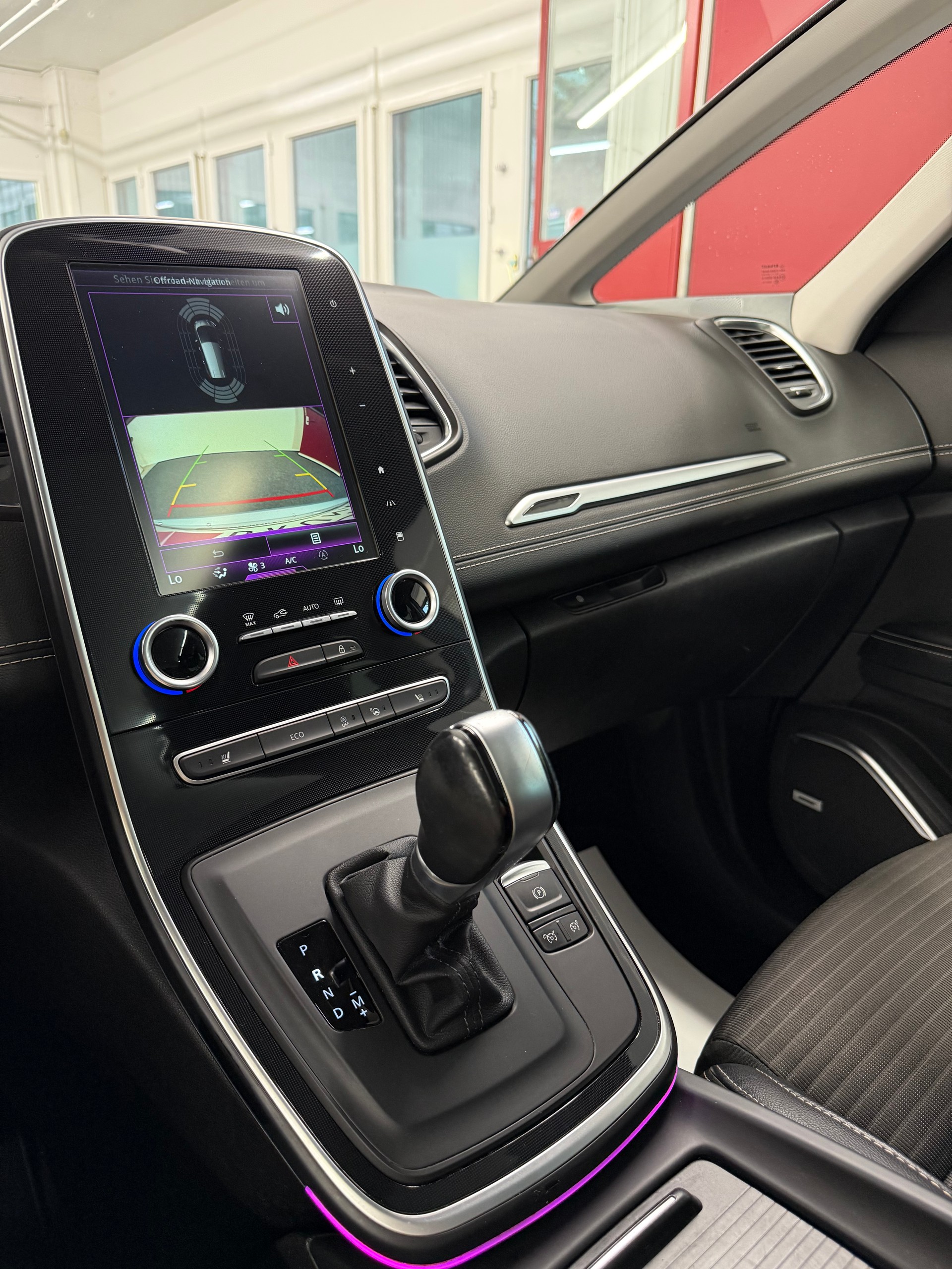 RENAULT Grand Scénic 1.6 dCi Bose EDC-image-18