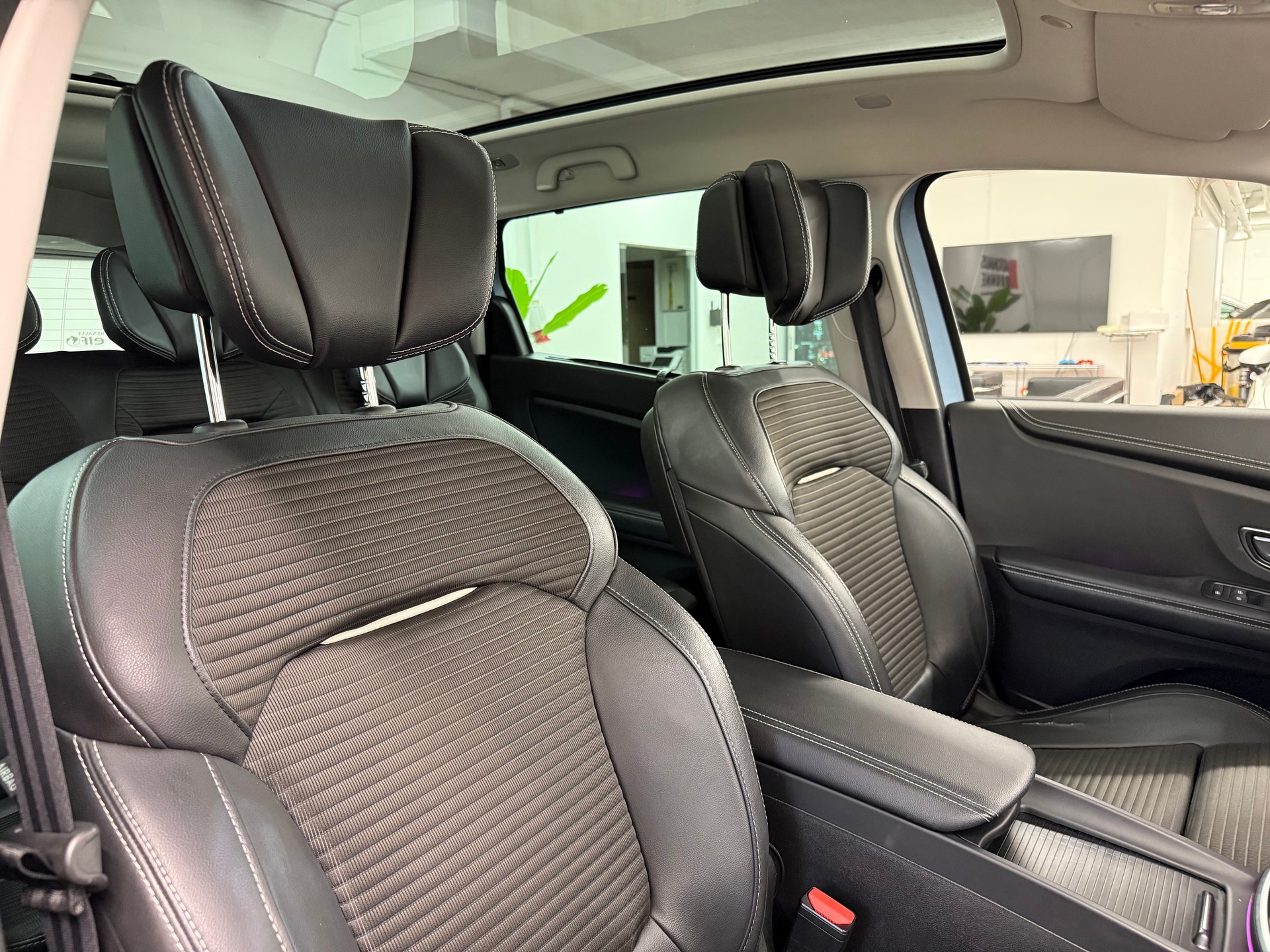 RENAULT Grand Scénic 1.6 dCi Bose EDC-image-22