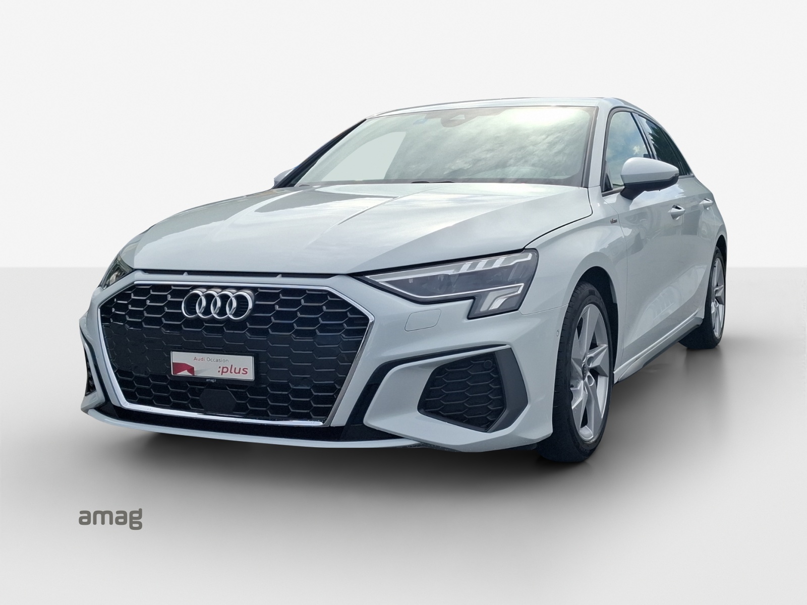 AUDI A3 Sportback 35 TFSI S line Attraction S-tronic-showroom-element-1