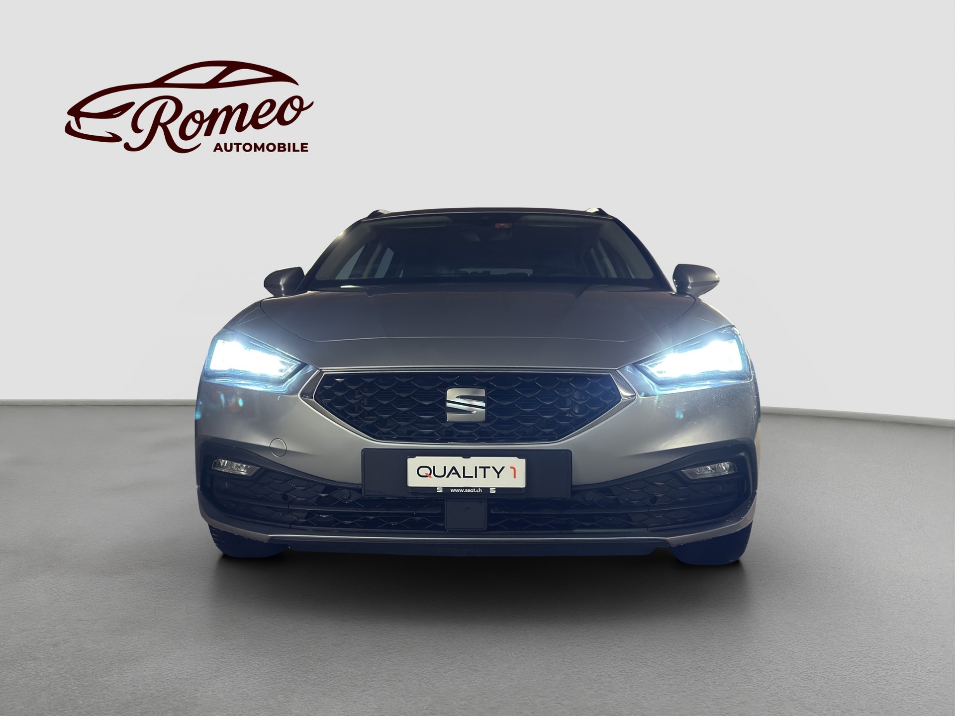 SEAT Leon ST 2.0 TDI EVO DSG Style ** Frisch ab MFK und Service ** CH Fahrzeug ** 1. Hand **-image-6