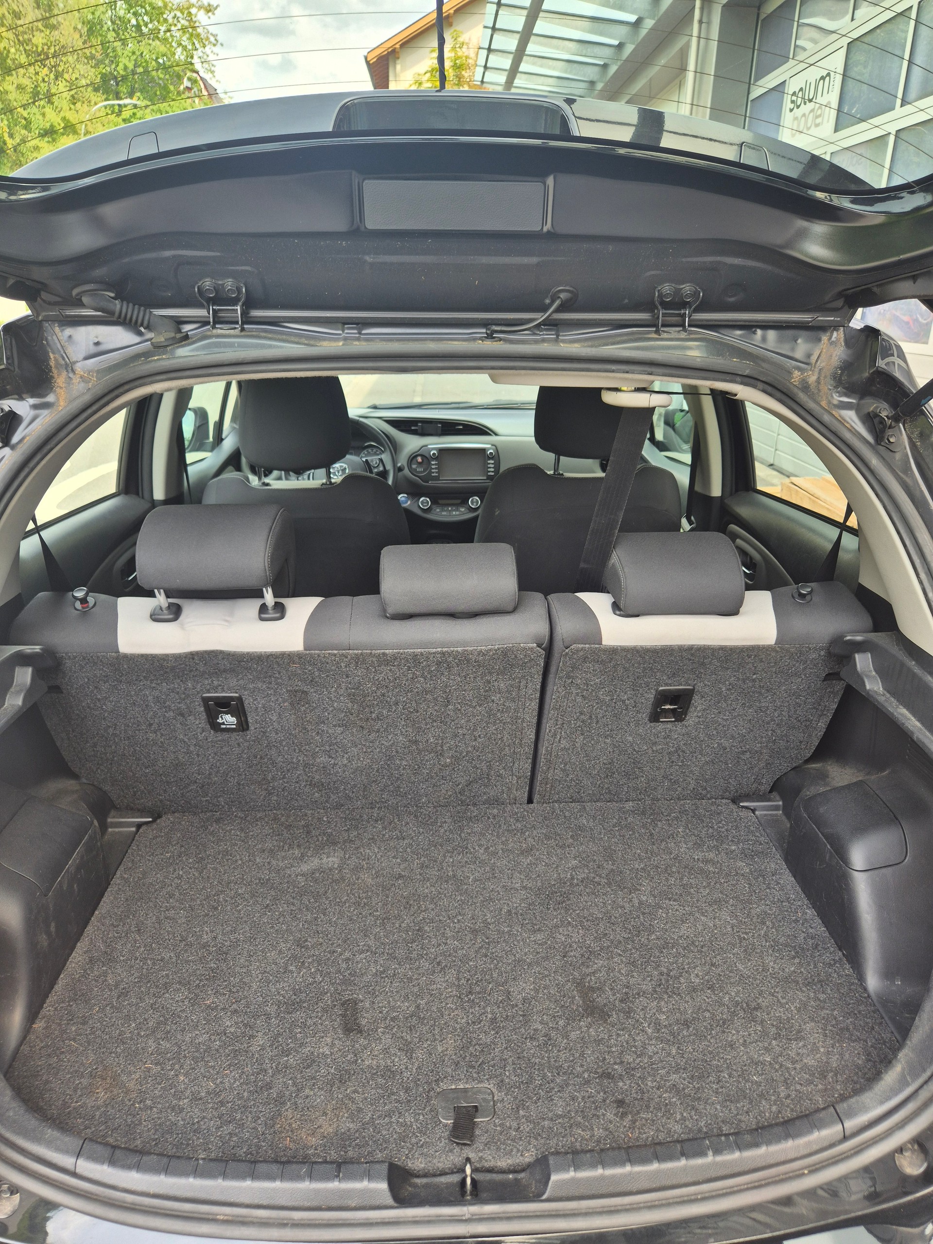 TOYOTA 1.5 VVT-i HSD Trend-image-4