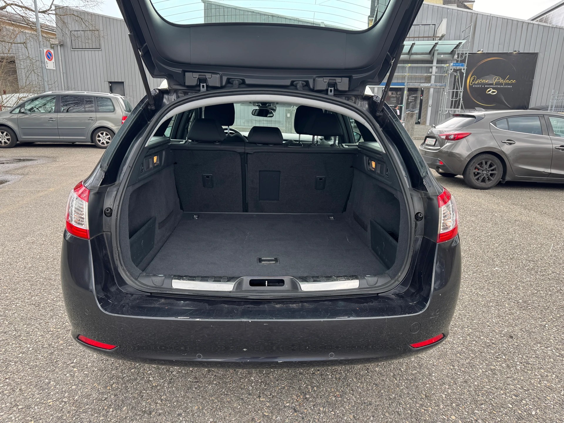 PEUGEOT 508 SW 1.6 16V T Active * Klima-auto * MF-L-Tempomat * PDC V&H * Panoramadach * Letzte MFK 23.02.2022 * B5a-image-12