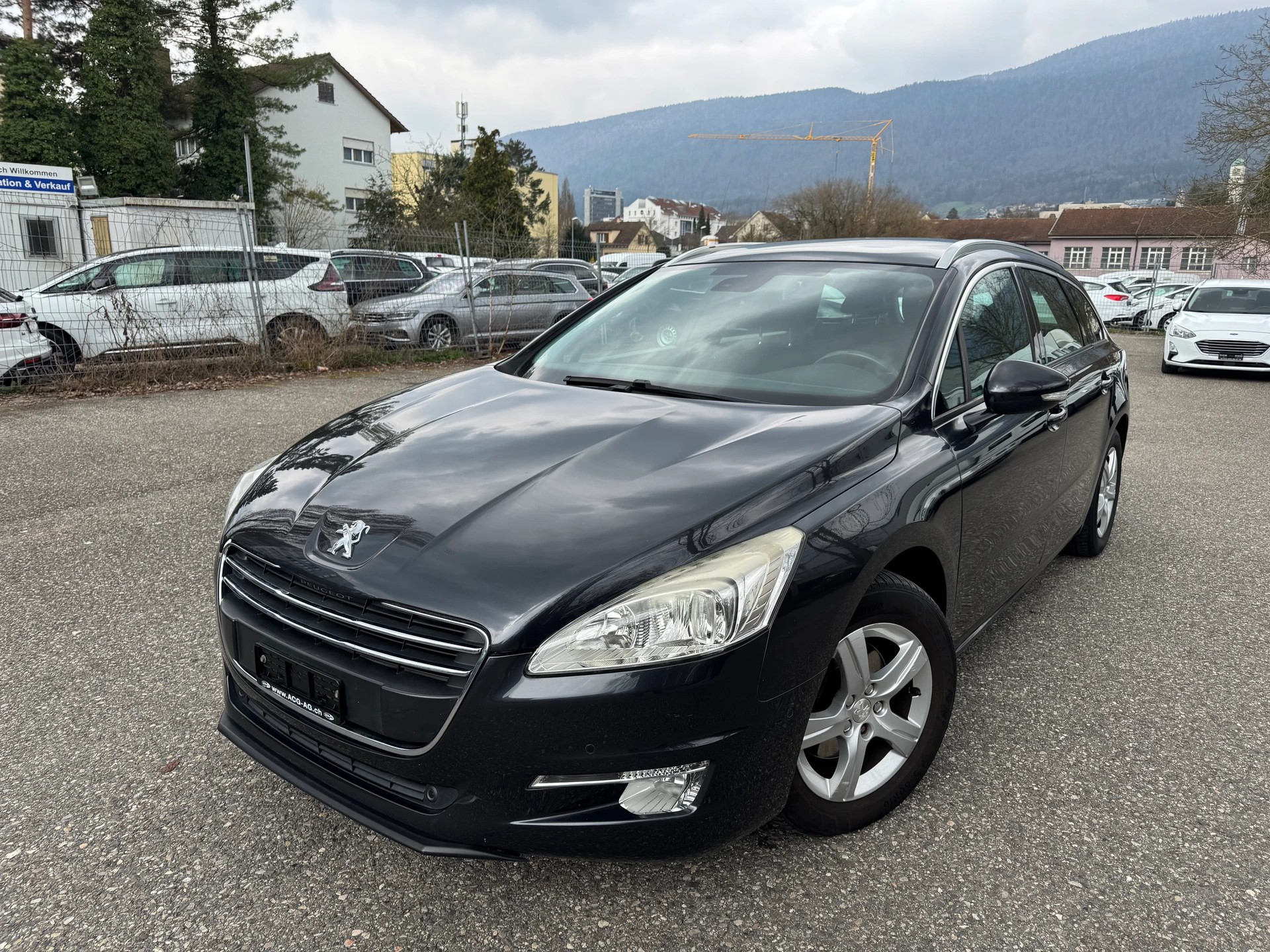 PEUGEOT 508 SW 1.6 16V T Active * Klima-auto * MF-L-Tempomat * PDC V&H * Panoramadach * Letzte MFK 23.02.2022 * B5a-image-0