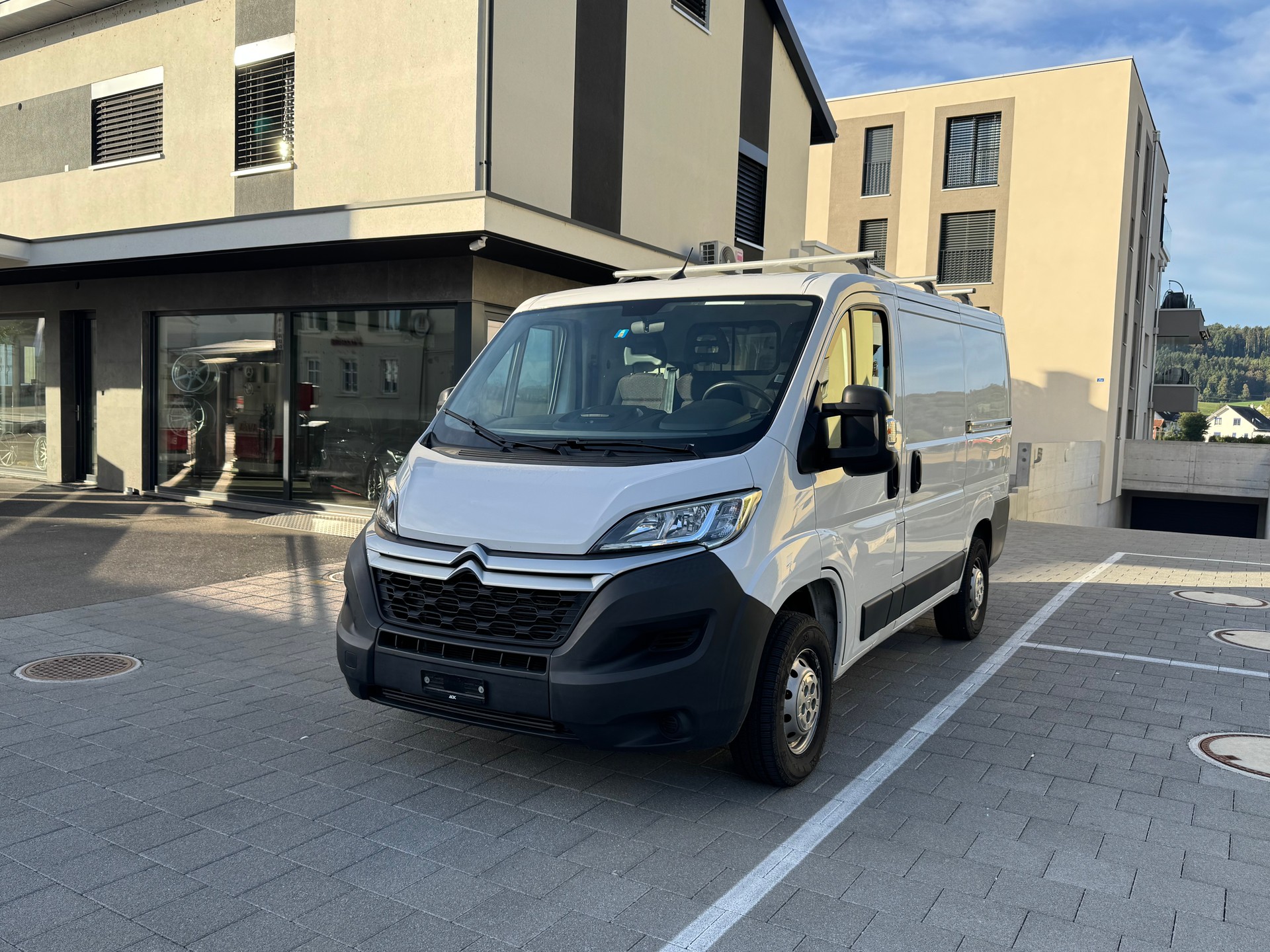 CITROEN Jumper 30 2.2 BlueHDi 120 Club L1H1-image-0