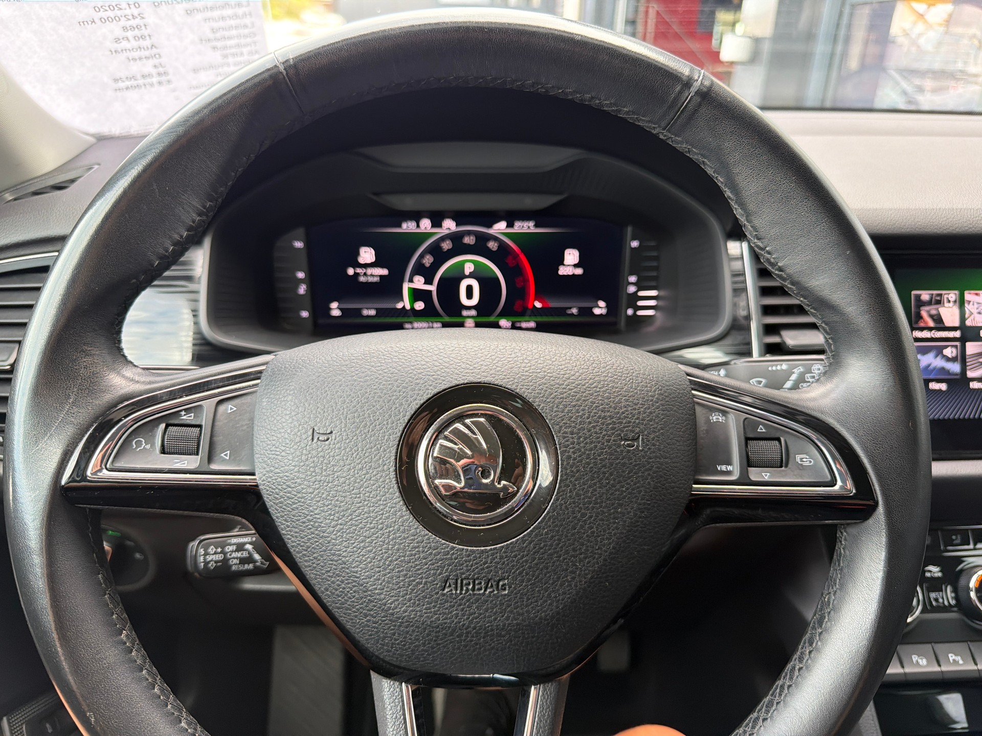 SKODA Kodiaq 2.0 TDI CR Style 4x4 DSG 7 Sitze-image-19