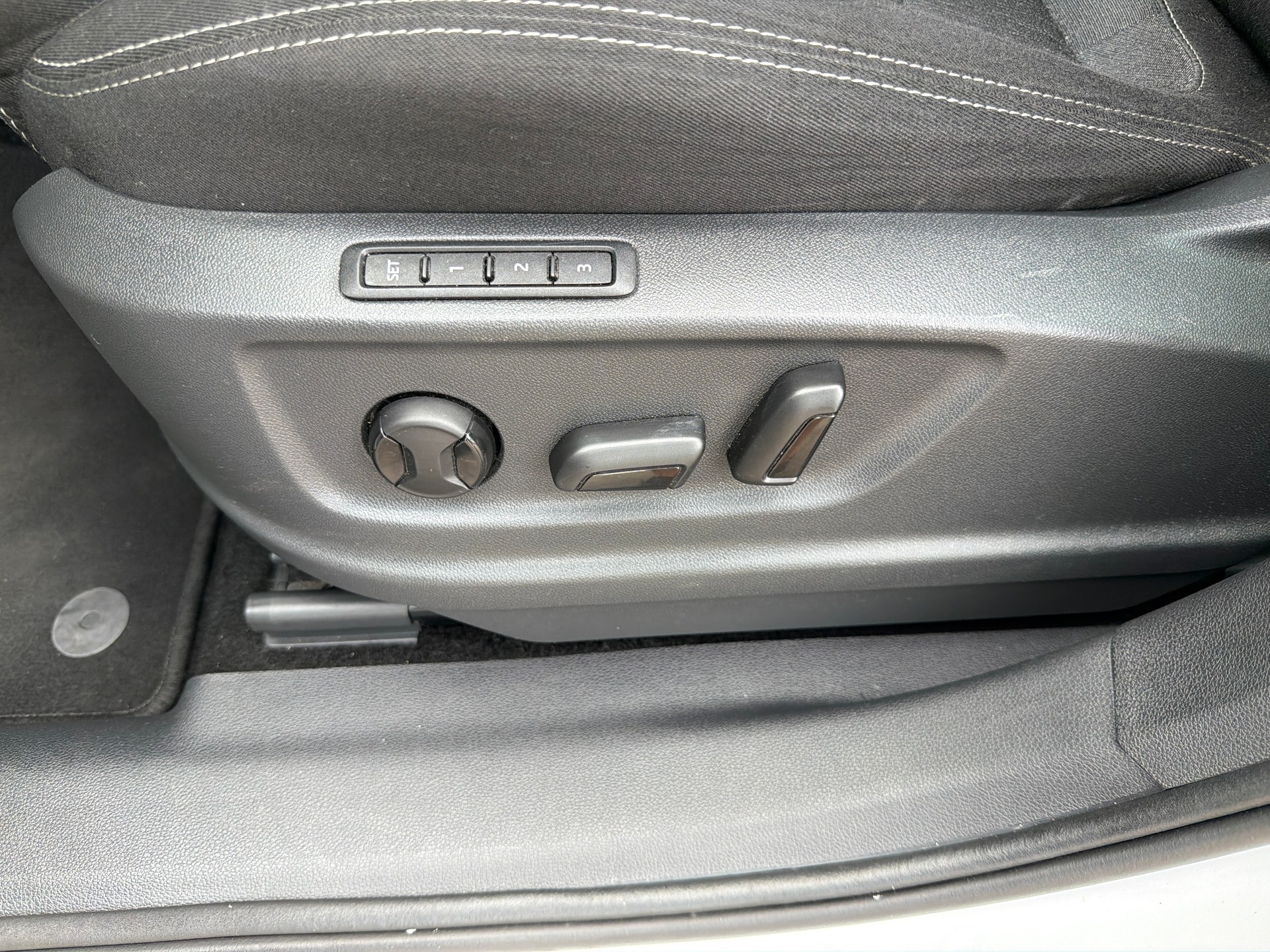 SKODA Kodiaq 2.0 TDI CR Style 4x4 DSG 7 Sitze-image-11