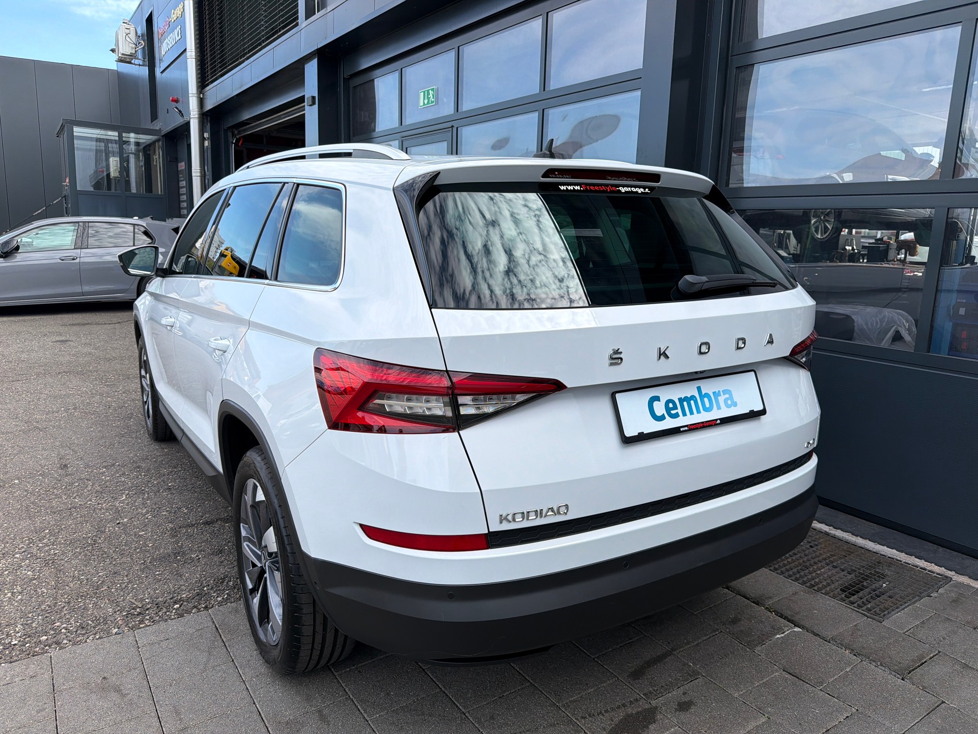 SKODA Kodiaq 2.0 TDI CR Style 4x4 DSG 7 Sitze-showroom-element-3