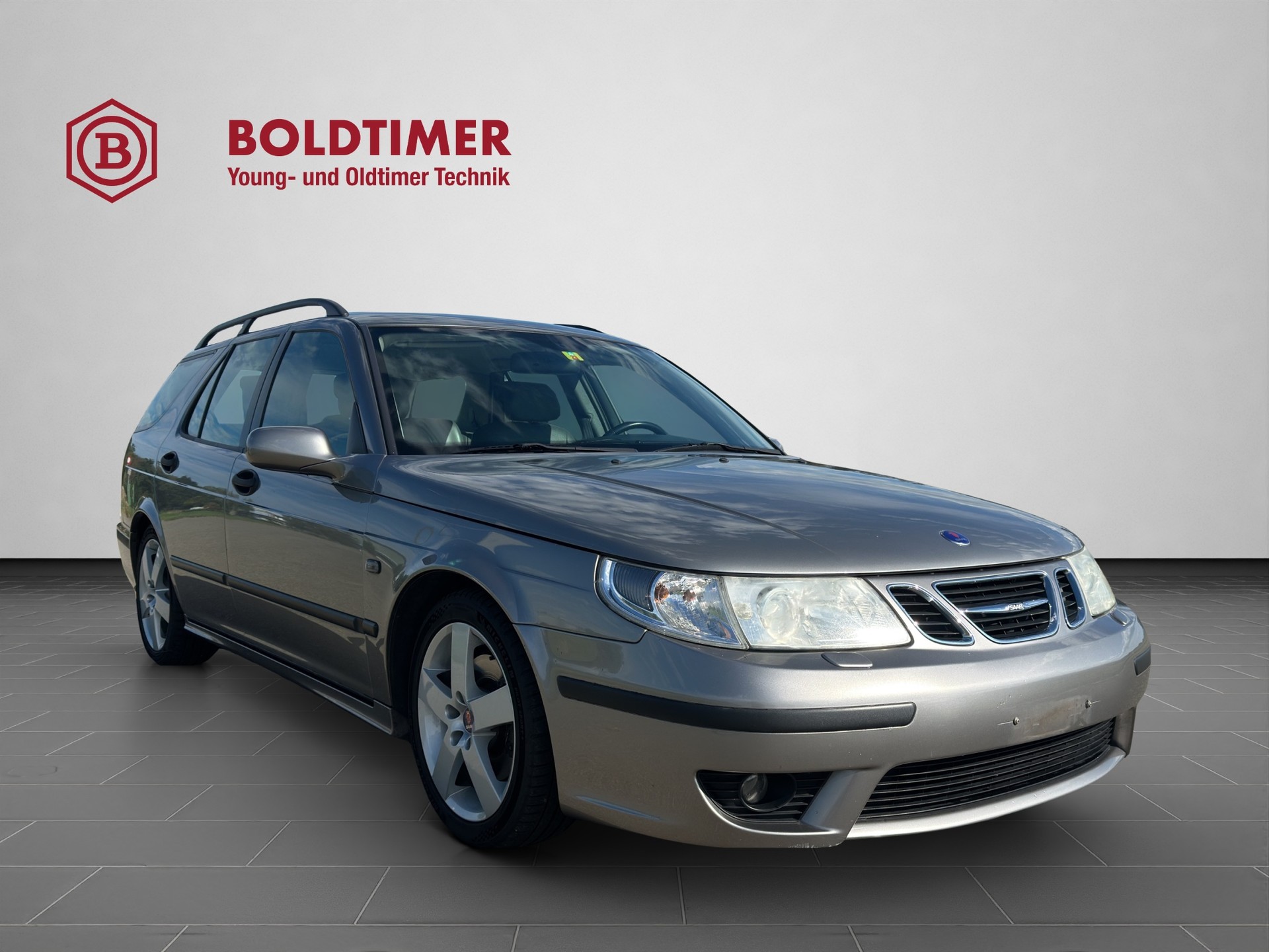 SAAB 9-5 2.3T Aero-image-7
