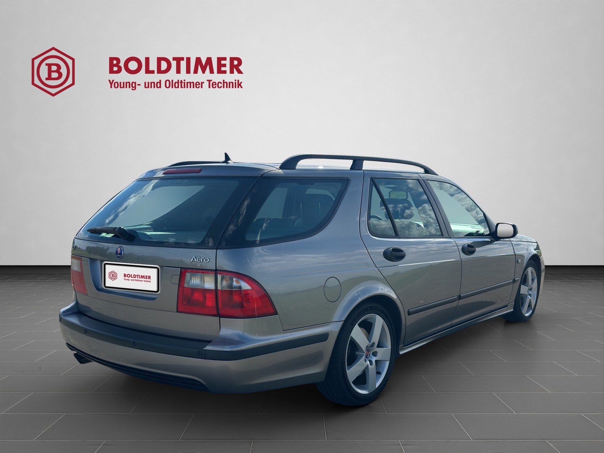 SAAB 9-5 2.3T Aero-image-5