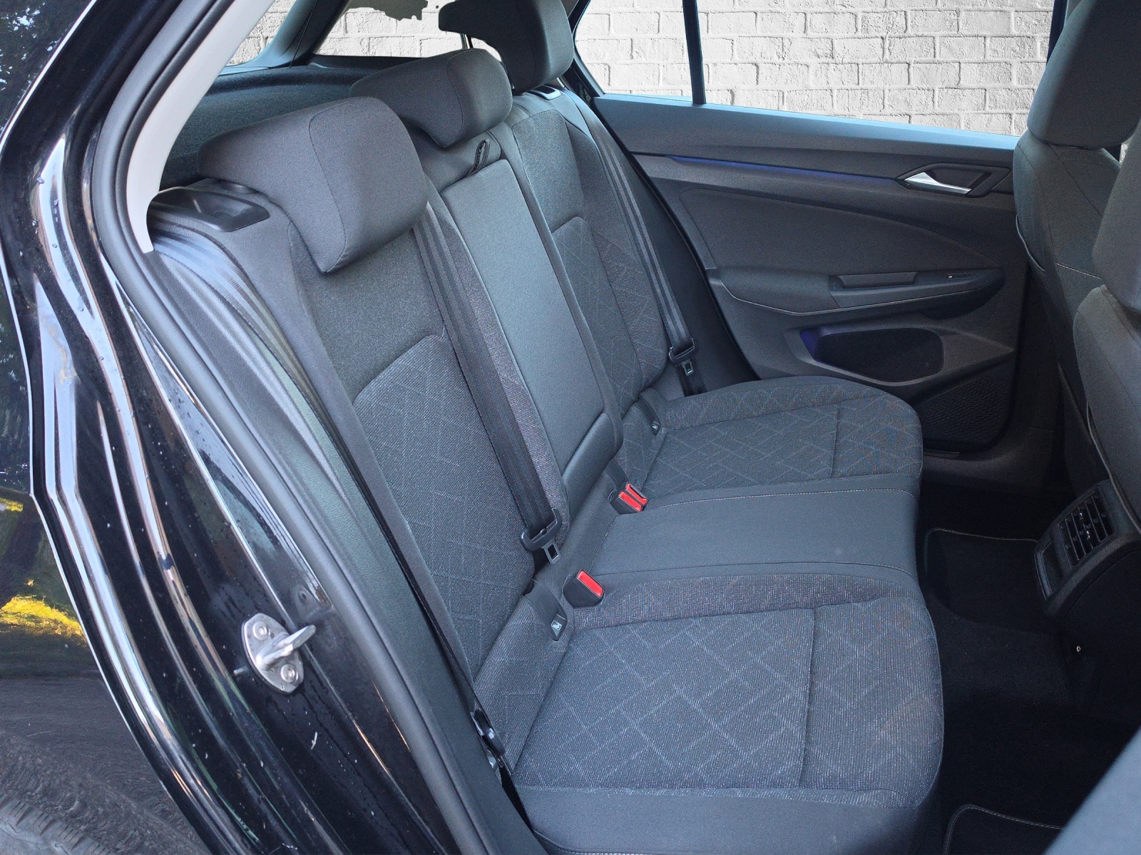VW Golf 1.0 eTSI mHEV ACTLife DSG-image-16