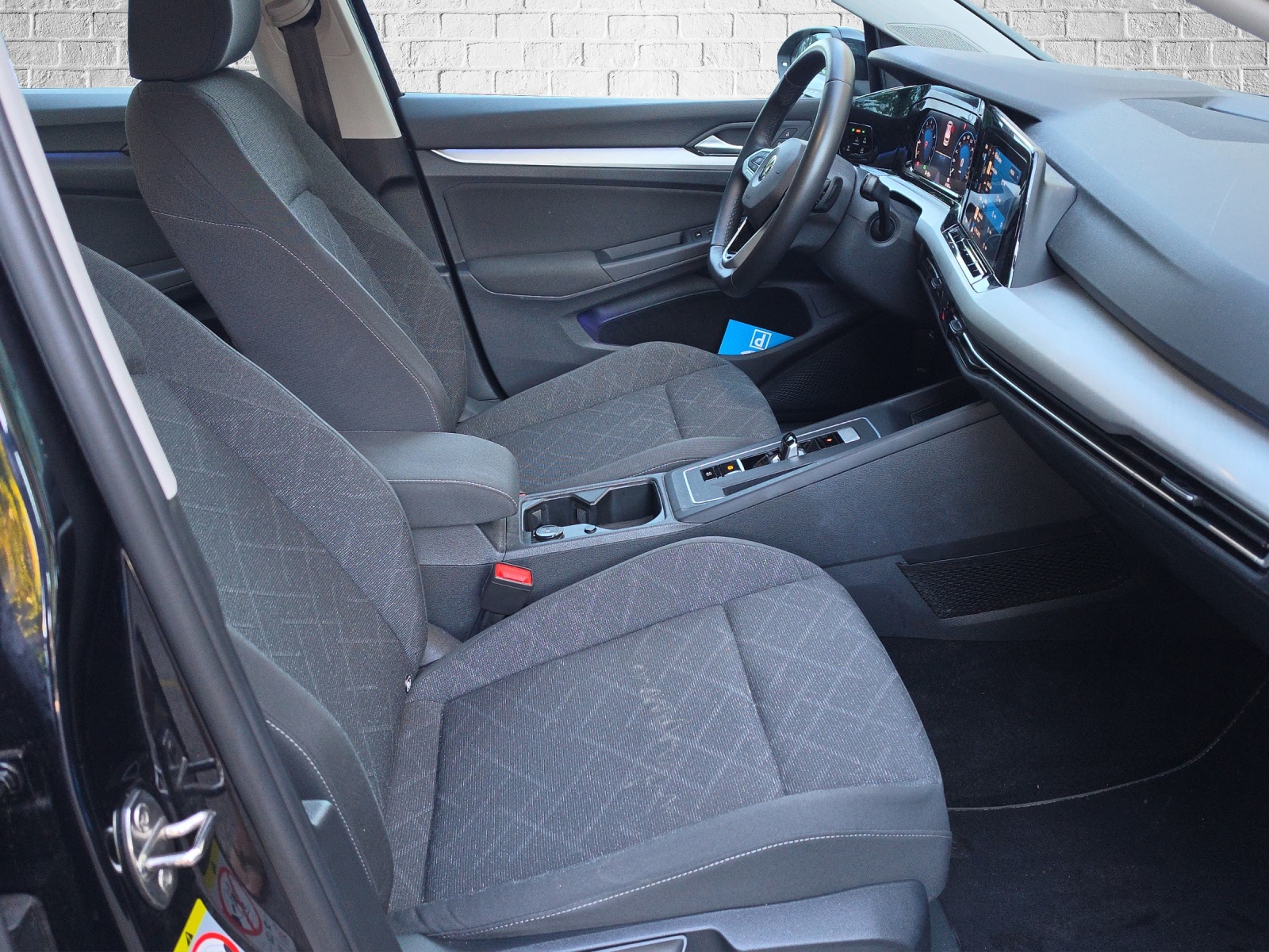 VW Golf 1.0 eTSI mHEV ACTLife DSG-image-15