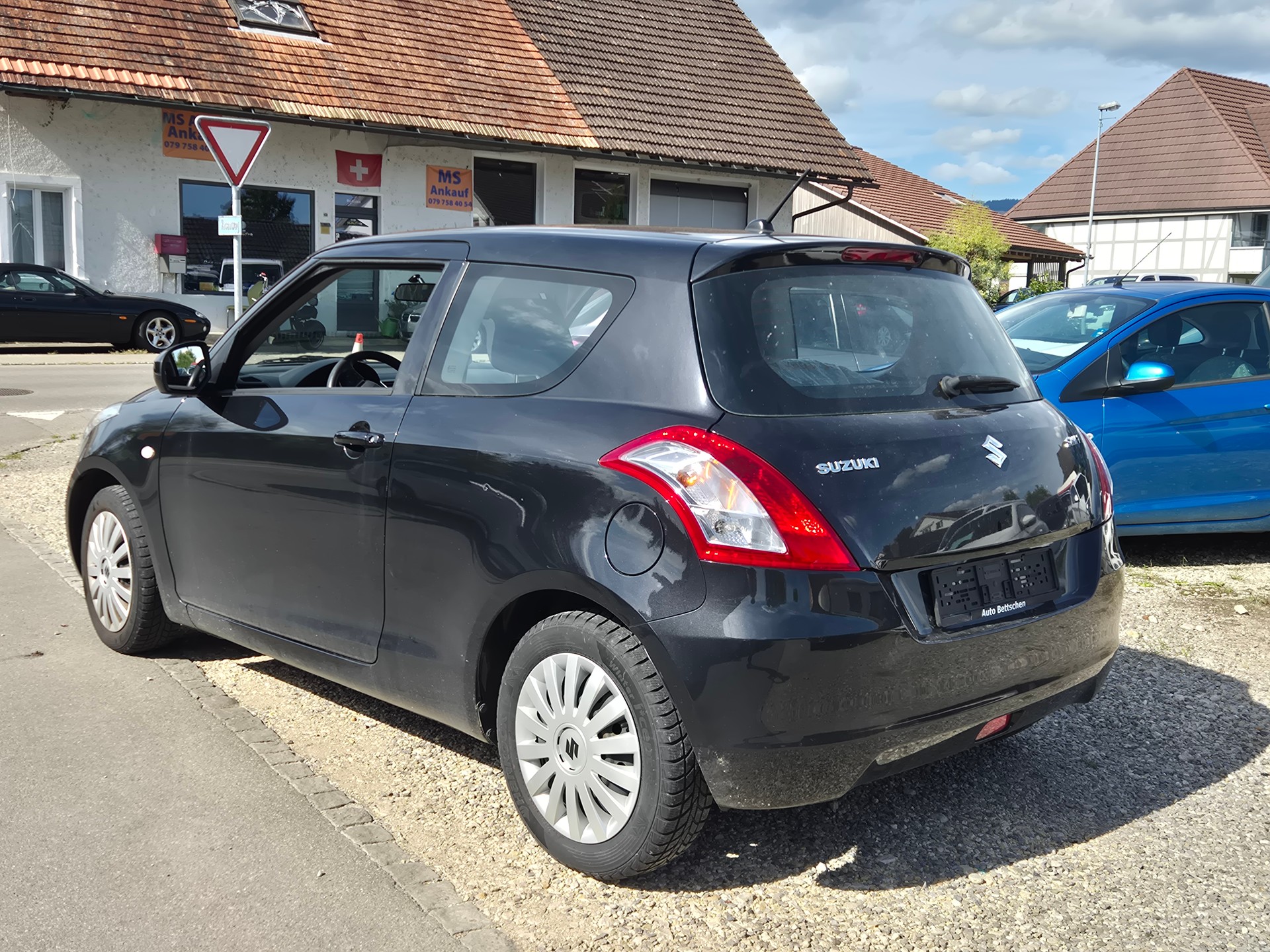 SUZUKI Swift 1. Hand Frisch MFK / Service Top Gepflegt-image-4