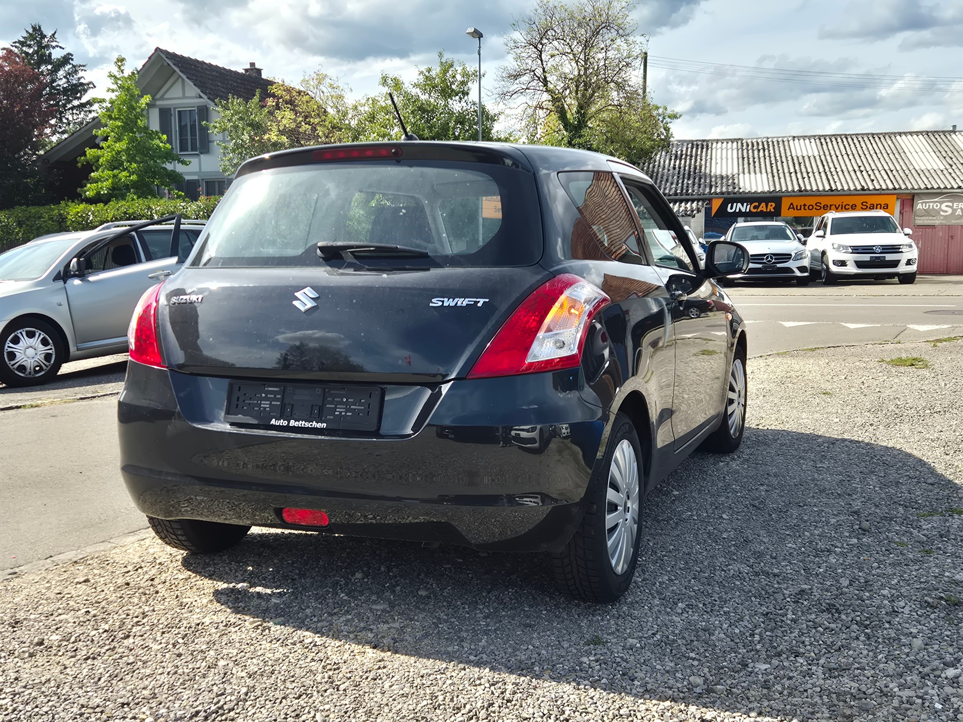SUZUKI Swift 1. Hand Frisch MFK / Service Top Gepflegt-image-3