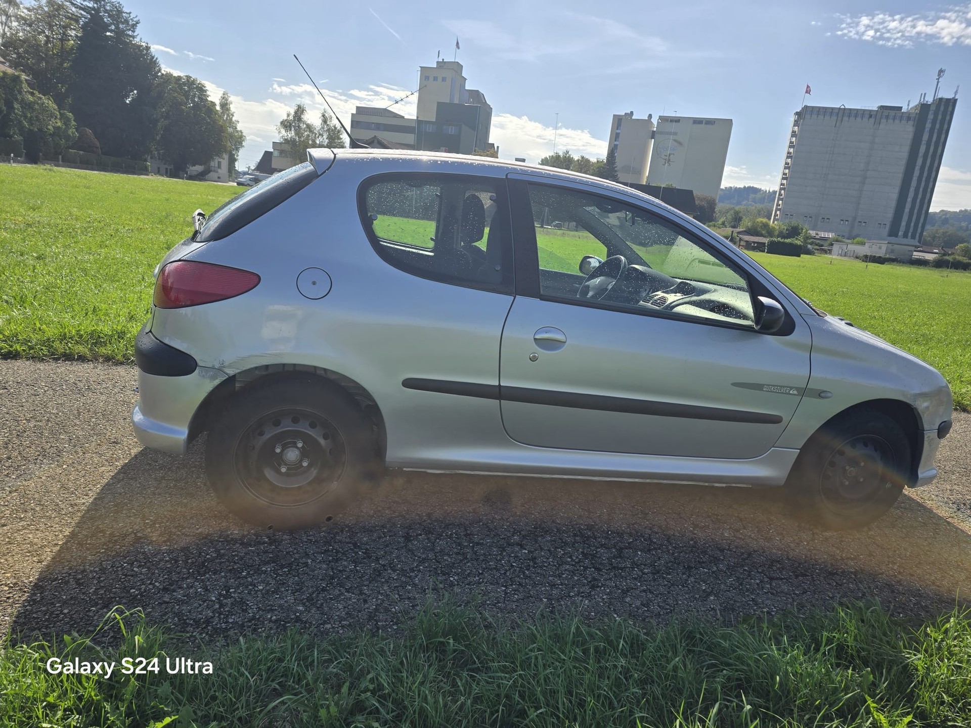 PEUGEOT 206 1.6 16V Quiksilver-image-6