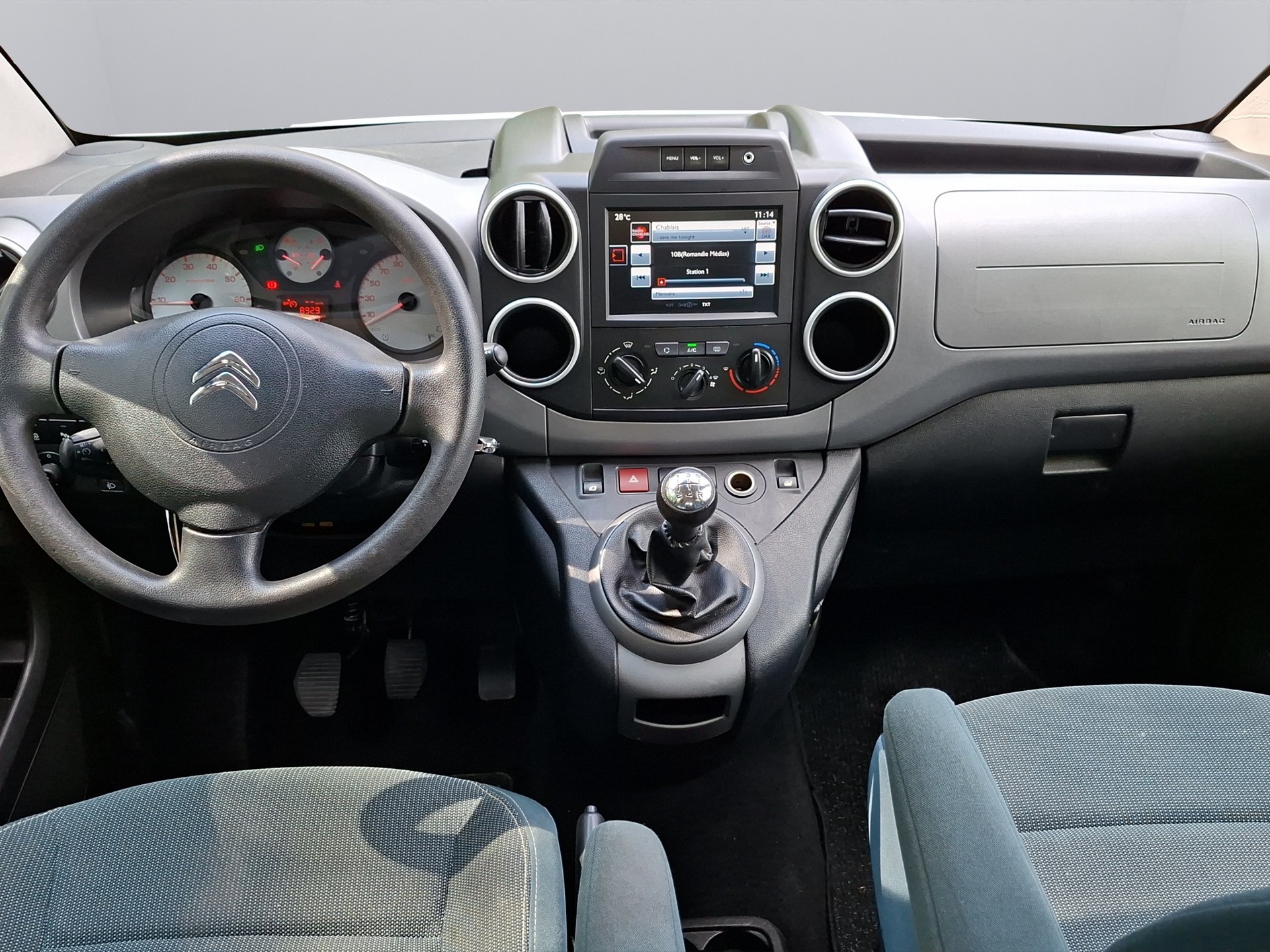 CITROEN Berlingo 1.6 BlueHDi Feel-image-15