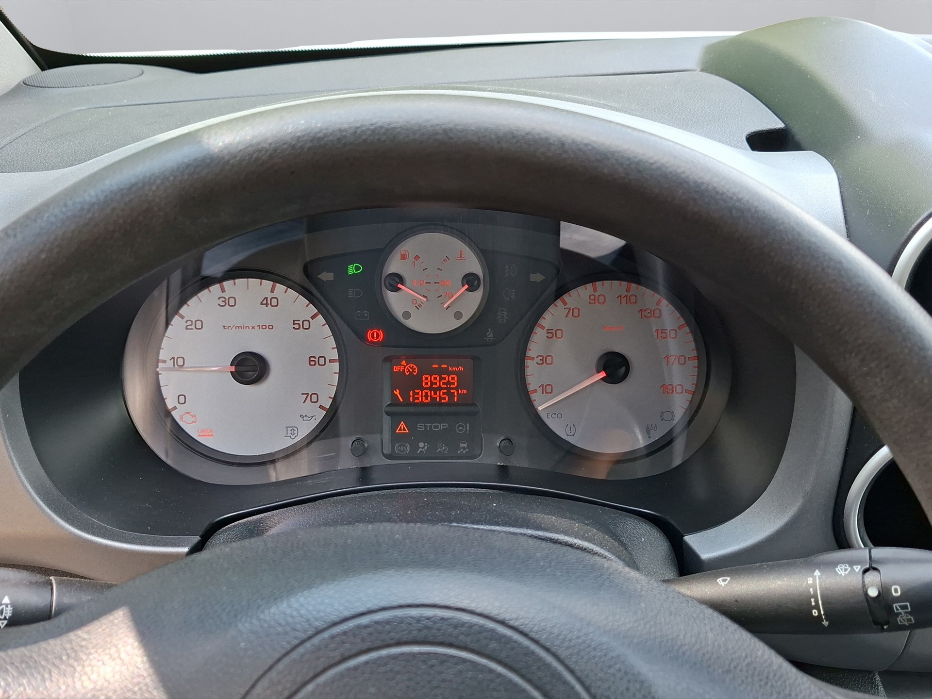 CITROEN Berlingo 1.6 BlueHDi Feel-image-14