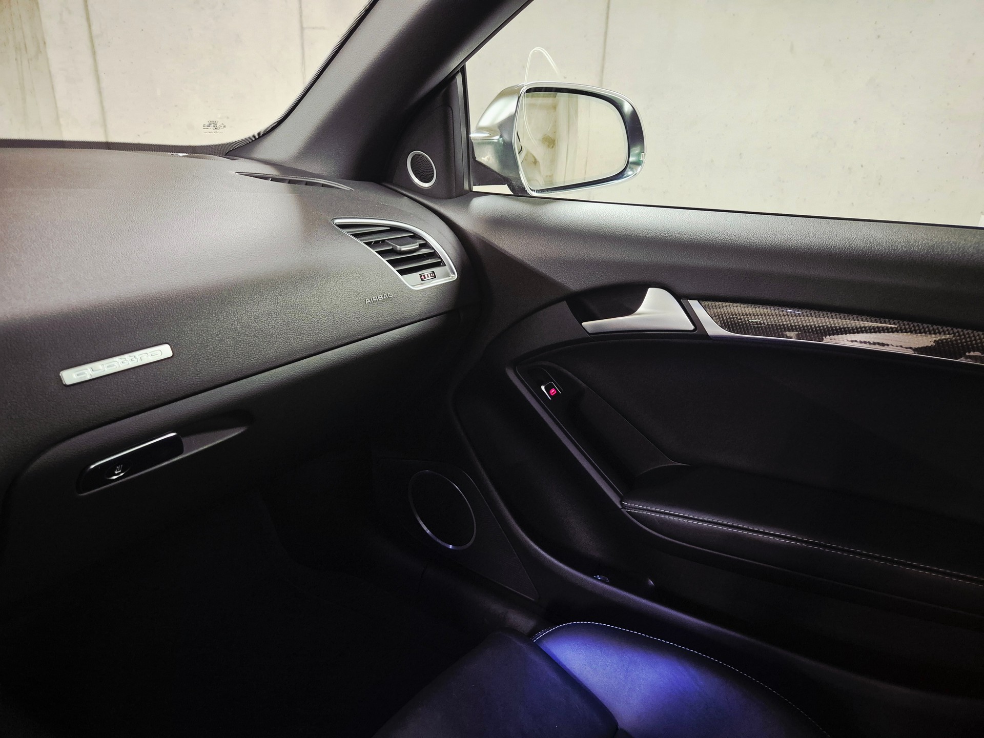 AUDI S5 Cabrio 3.0 TFSI quattro S-tronic-image-12