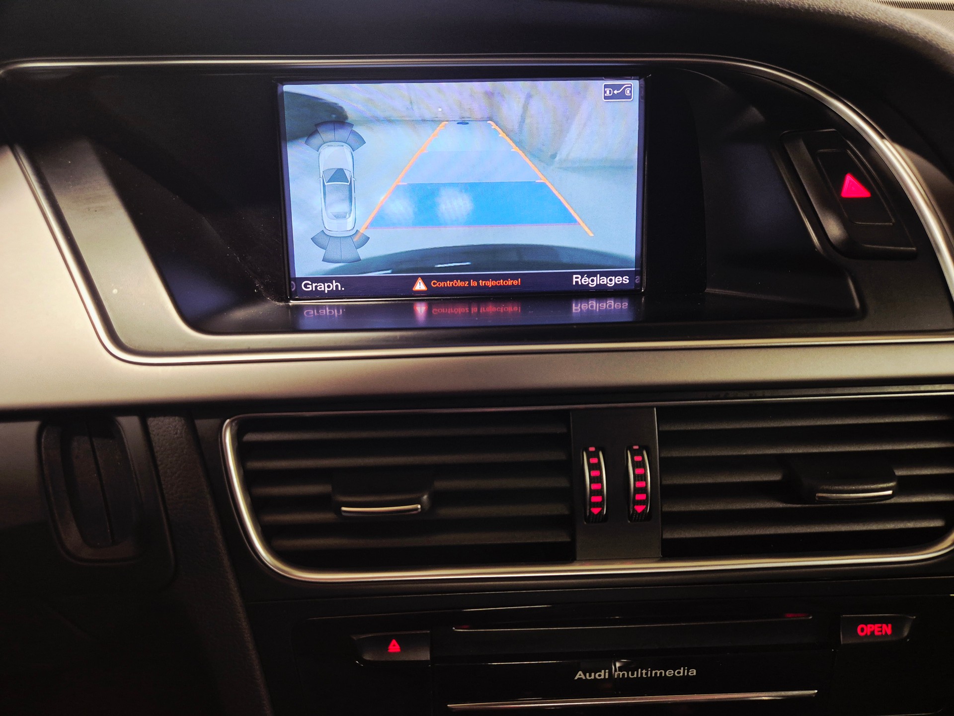 AUDI S5 Cabrio 3.0 TFSI quattro S-tronic-image-17