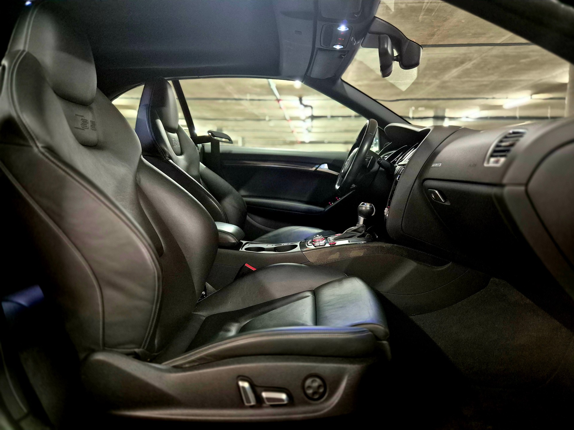 AUDI S5 Cabrio 3.0 TFSI quattro S-tronic-image-11