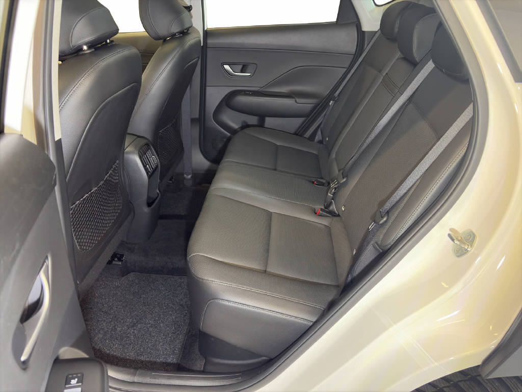 HYUNDAI Kona 1.6 GDi Hybrid Vertex-image-11