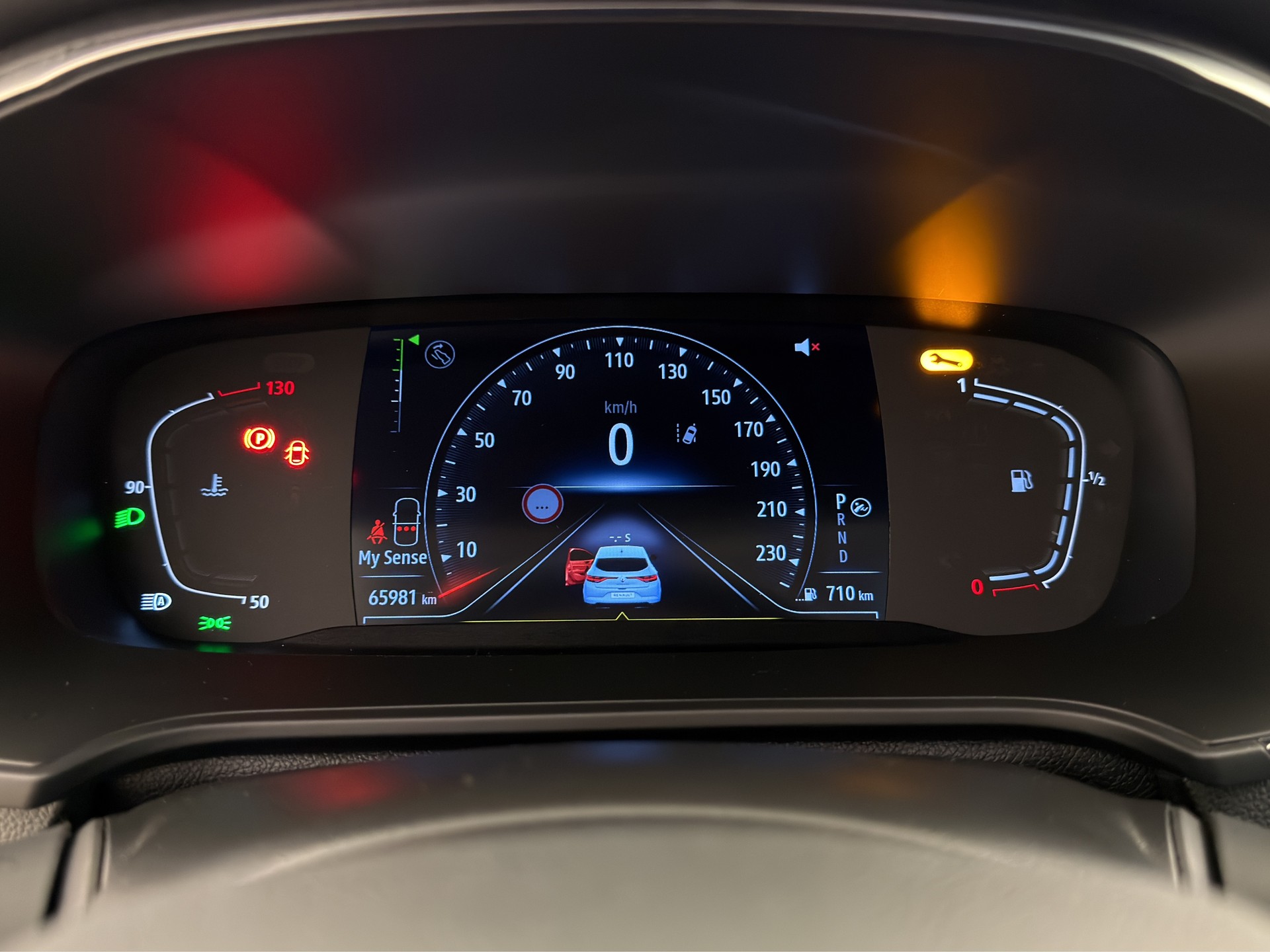 RENAULT Megane 1.3 TCe 140 Intens EDC-image-8