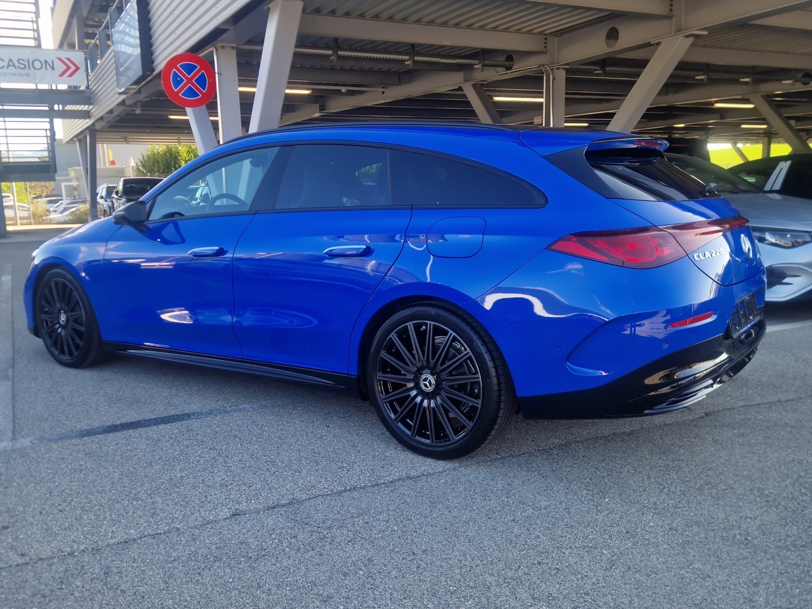 MERCEDES-BENZ CLA Shooting Brake 220 4Matic 8G-DCT-image-15