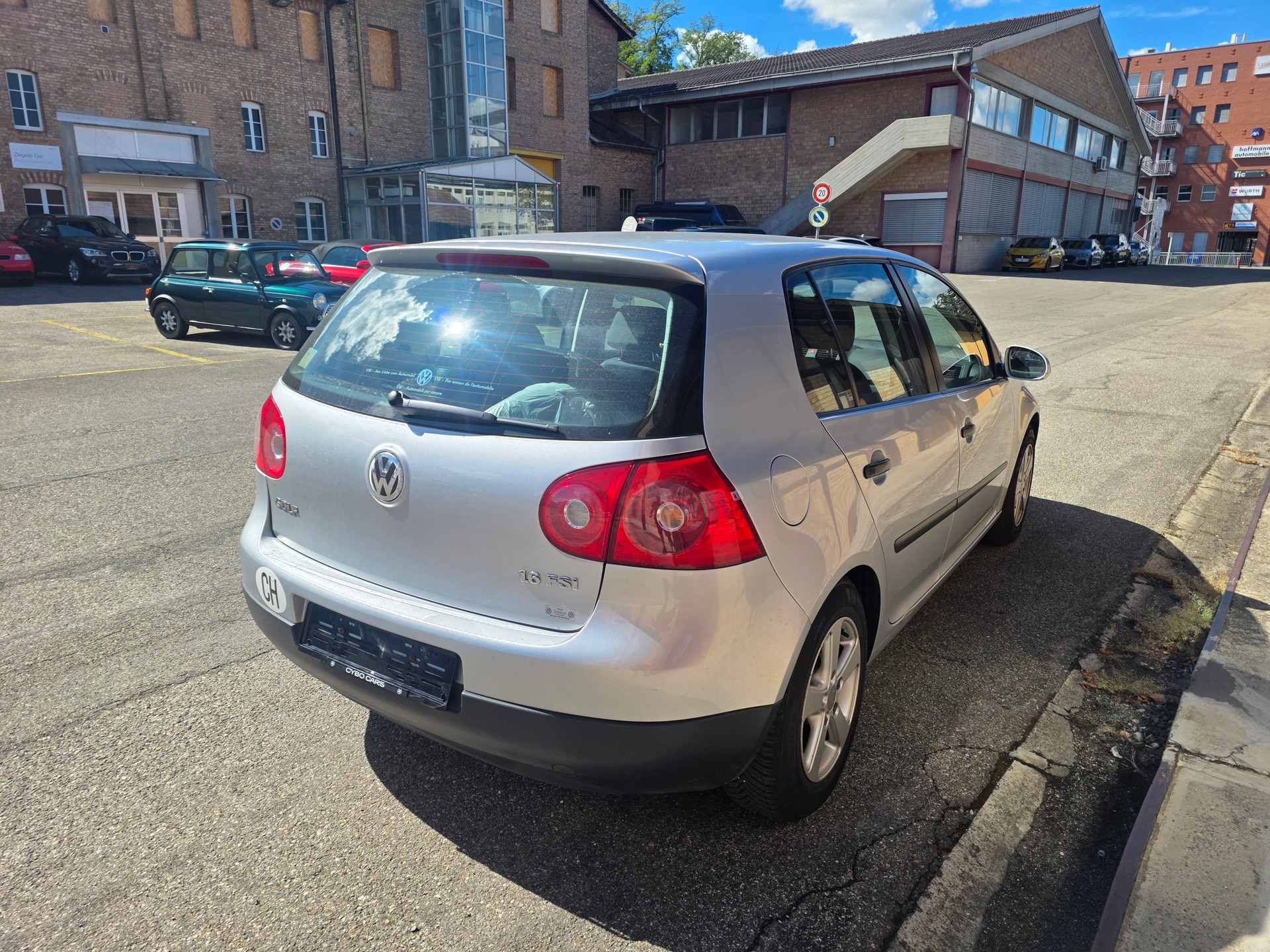 VW Golf 1.6 FSI Comfortline-image-5