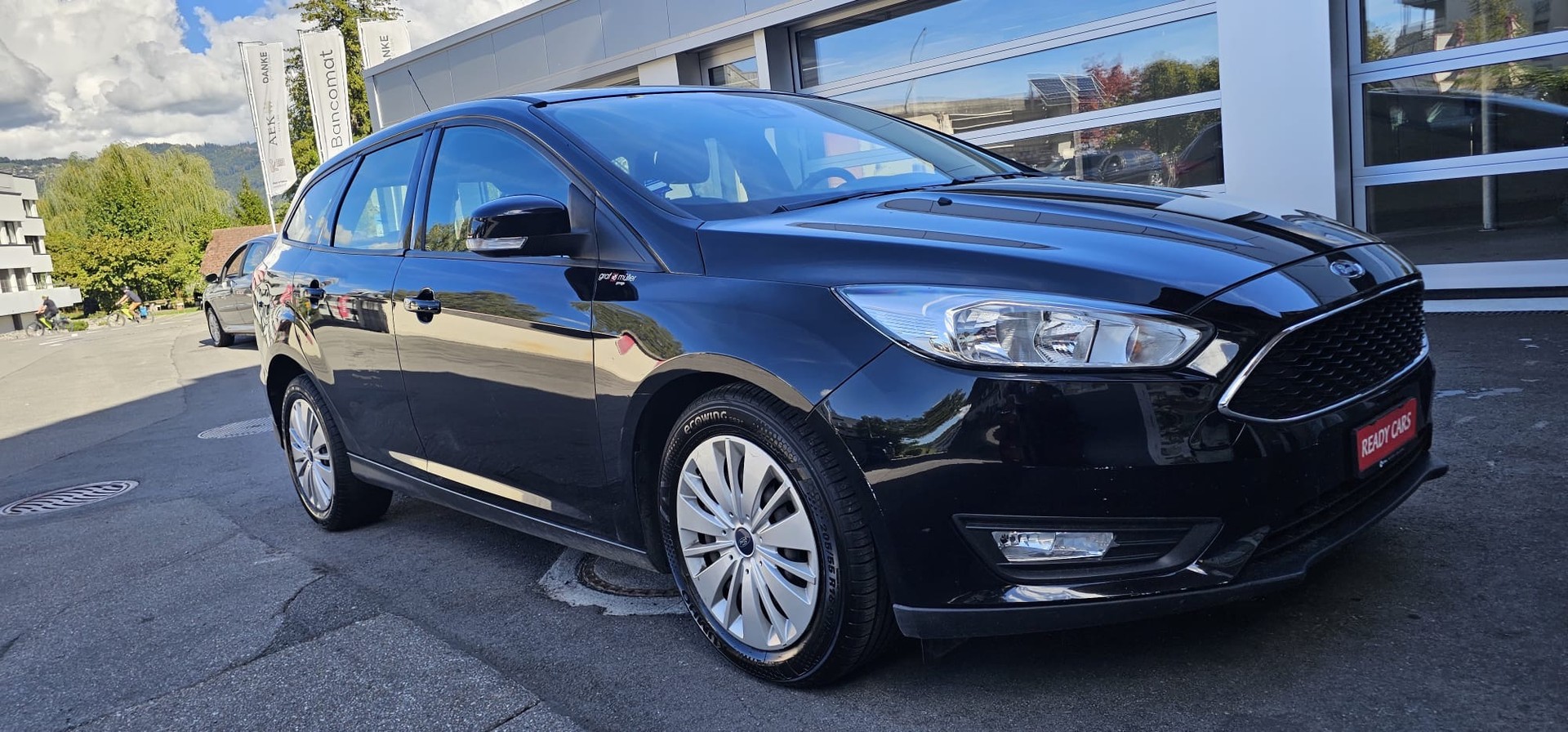 FORD Focus 1.0 SCTi Black Edition-image-2