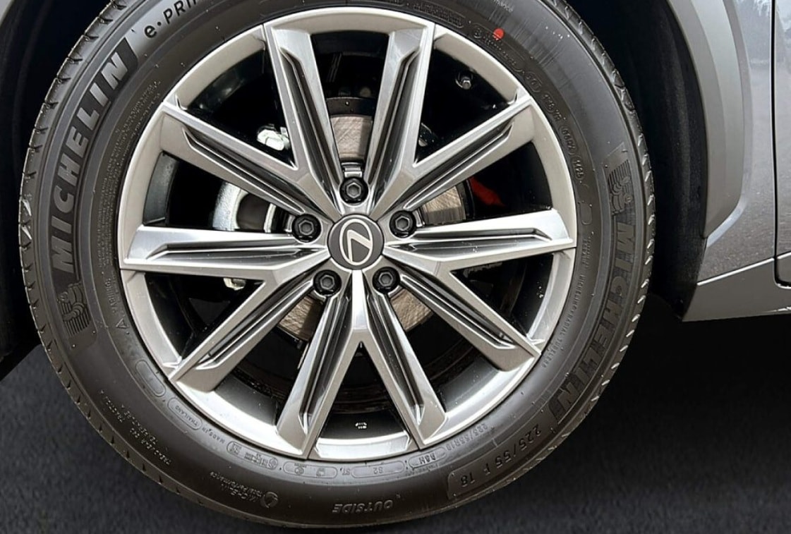 LEXUS LBX 1.5 HEV 1.4kWh Elegant-image-5
