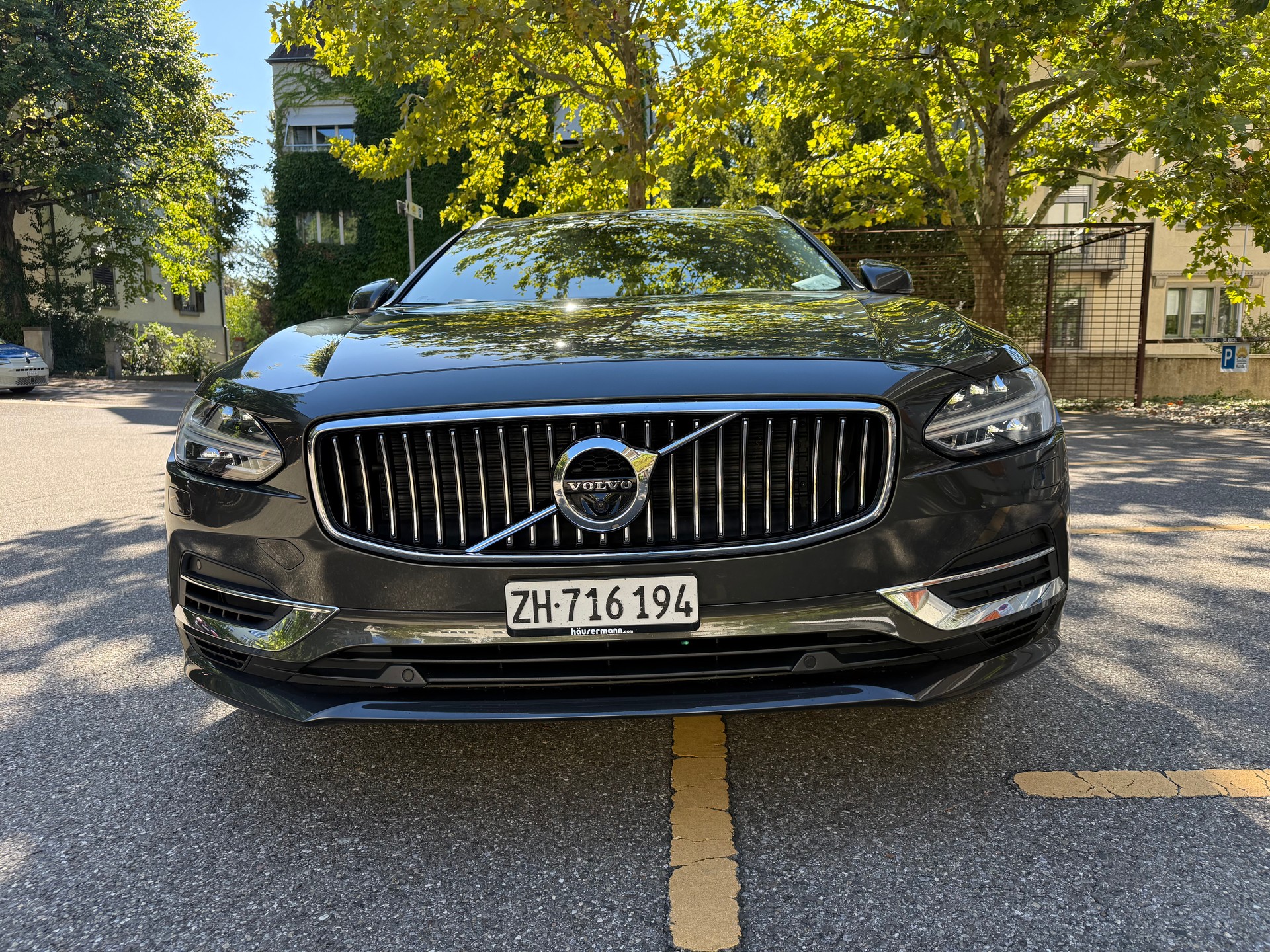 VOLVO 2.0 T8 TE Inscription AWD-image-1