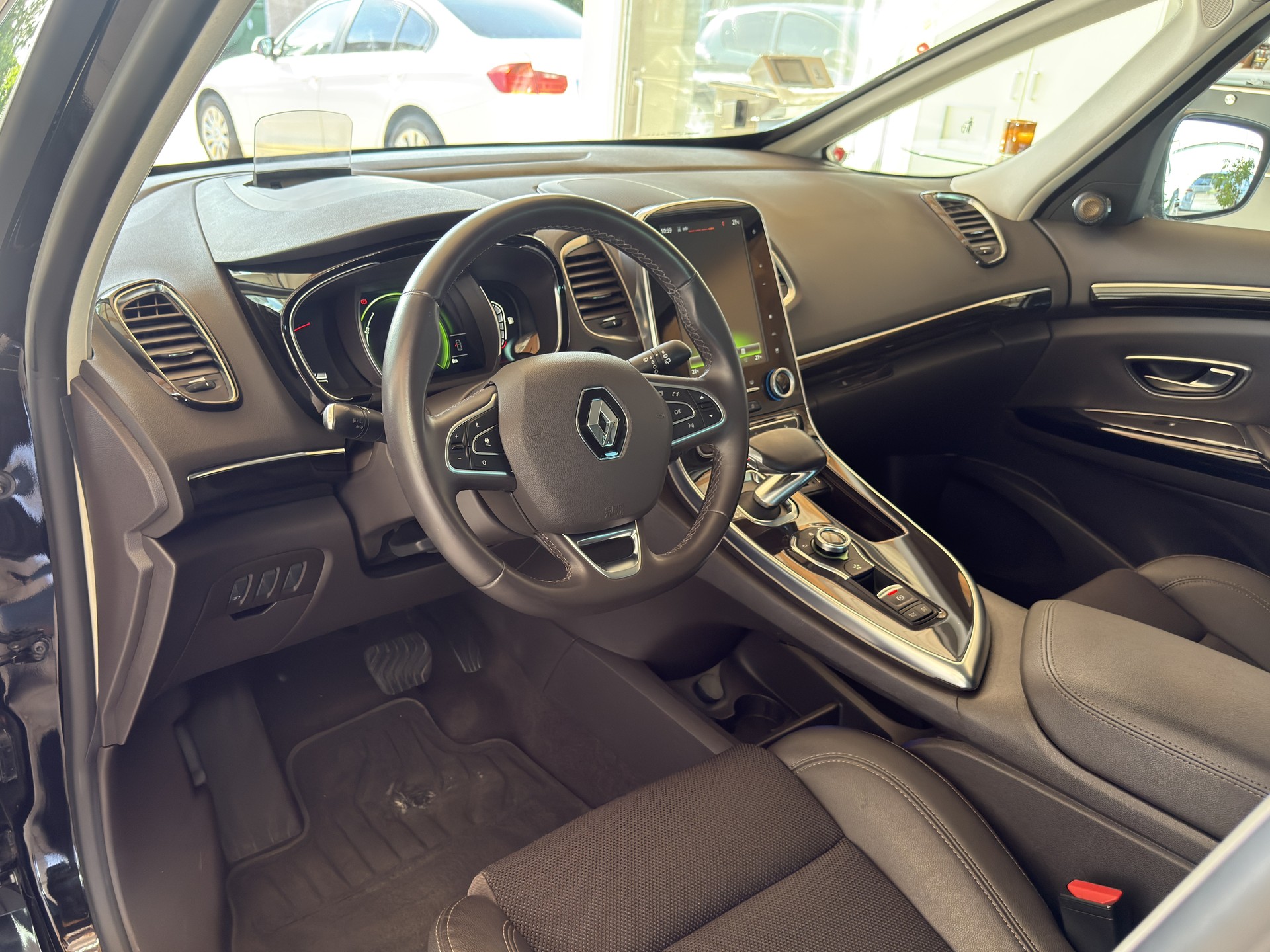 RENAULT Espace 1.6 TCe Intens EDC-image-8