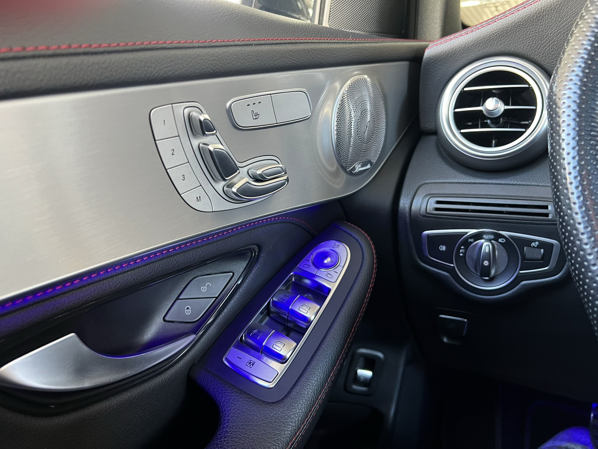 MERCEDES-BENZ GLC 43 AMG 4Matic 9G-Tronic-image-9