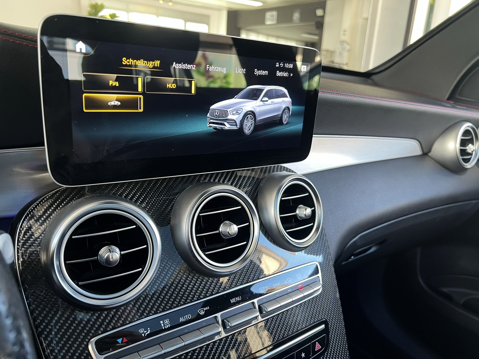 MERCEDES-BENZ GLC 43 AMG 4Matic 9G-Tronic-image-11
