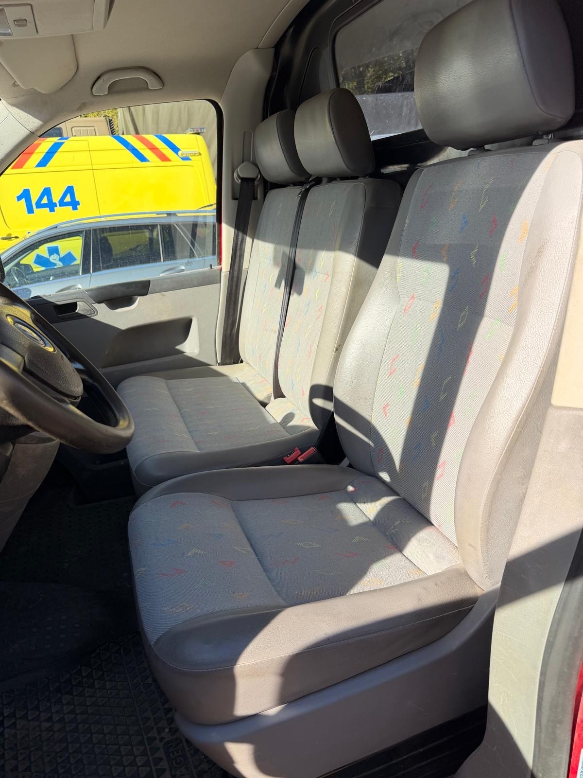 VW T5 1.9 TDI PD-image-6