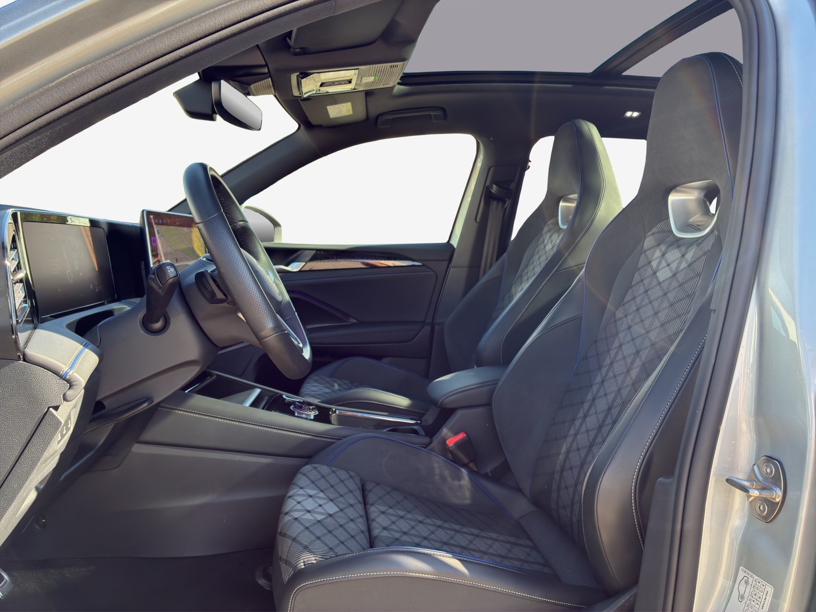 VW Tiguan 2.0 TSI DSG R-Line 4Motion-image-7