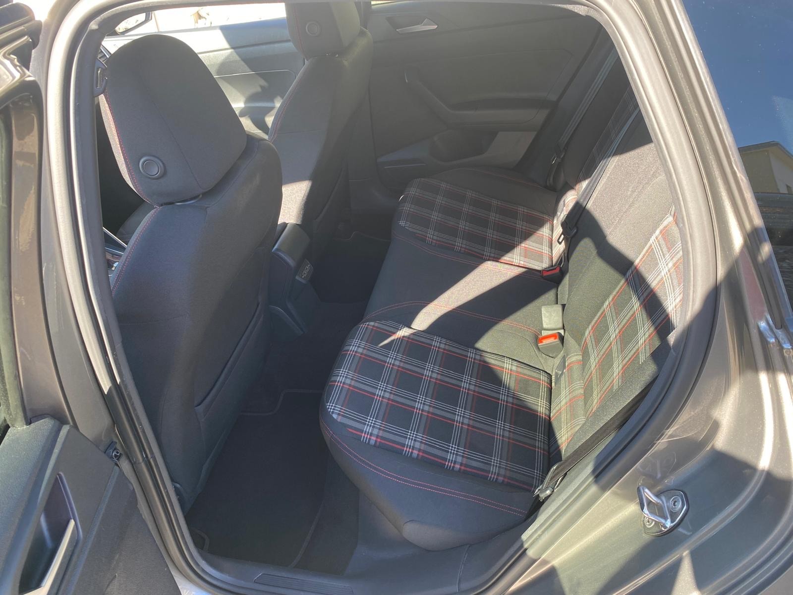 VW Polo 2.0 TSI GTI DSG-image-8