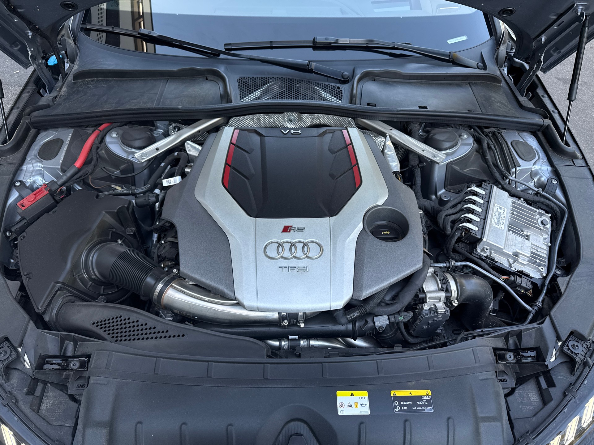AUDI RS4 Avant quattro tiptronic-image-9