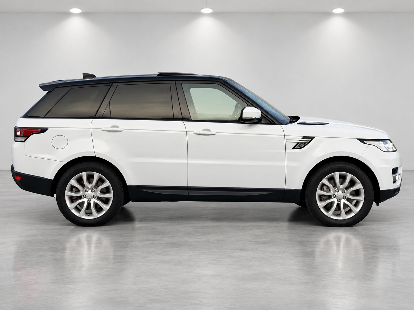 LAND ROVER Range Rover Sport 3.0 SDV6 HSE Automatic-image-7
