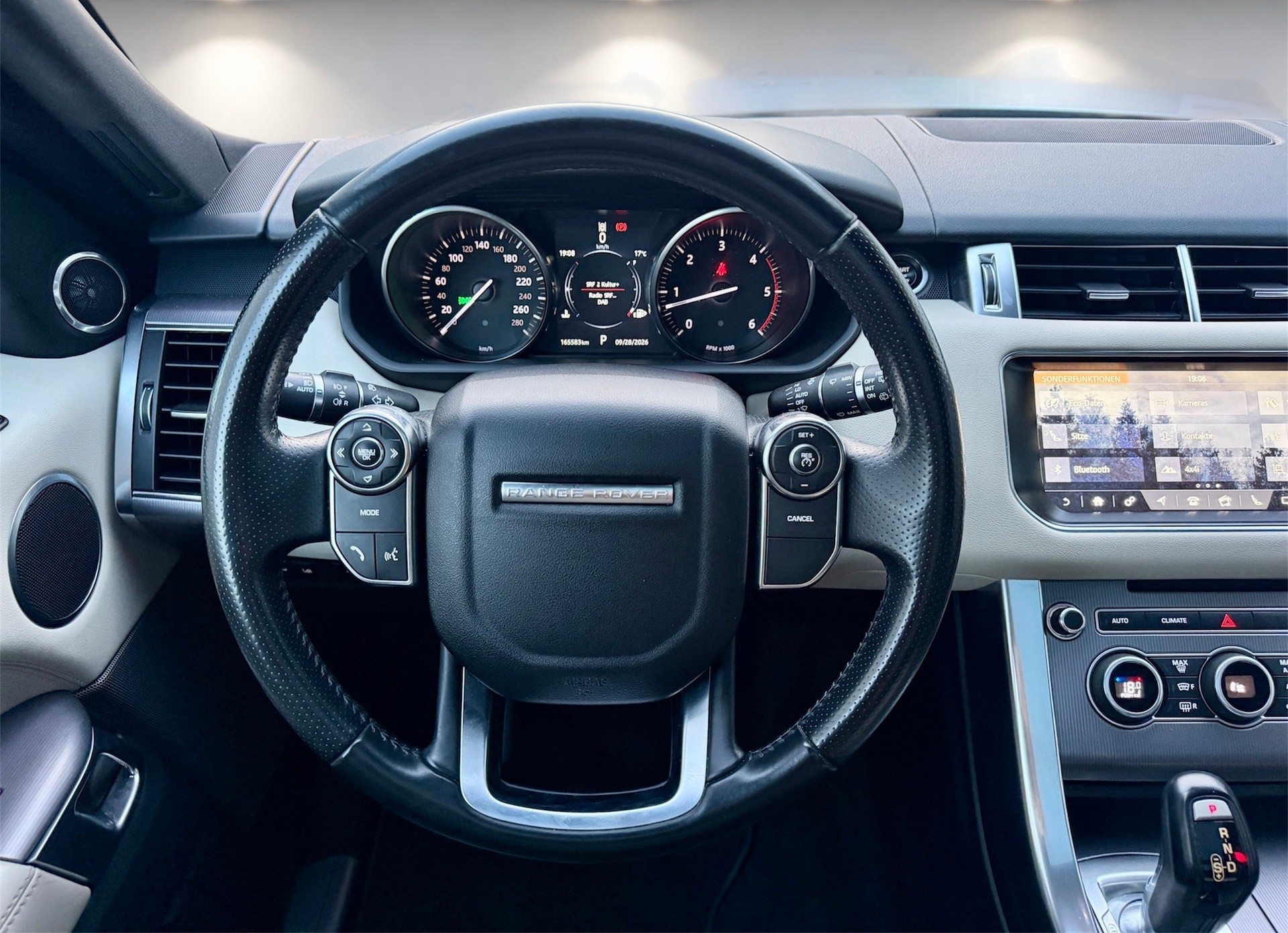 LAND ROVER Range Rover Sport 3.0 SDV6 HSE Automatic-image-9