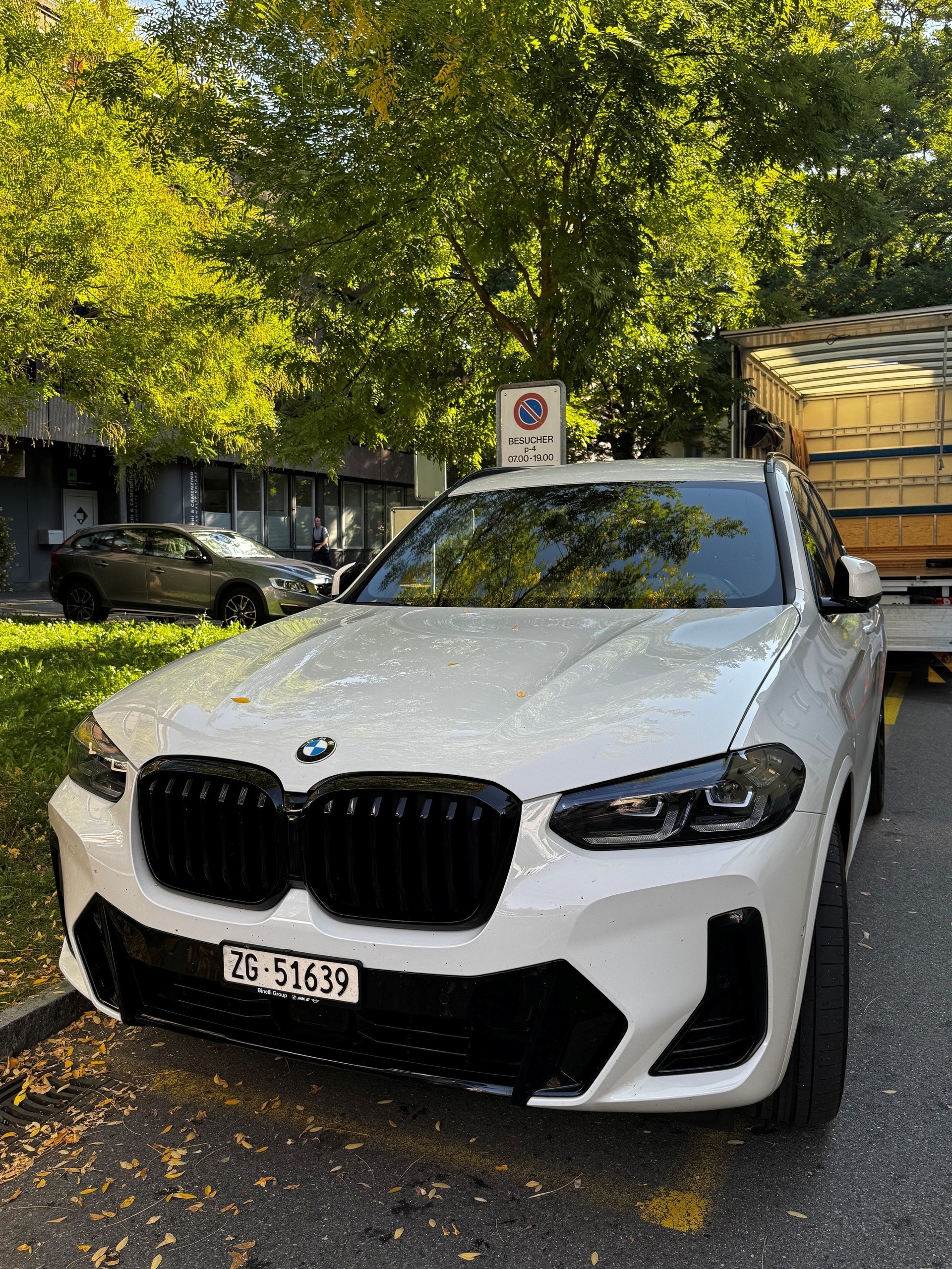 BMW 20d xDrive M Sport Steptronic-image-2
