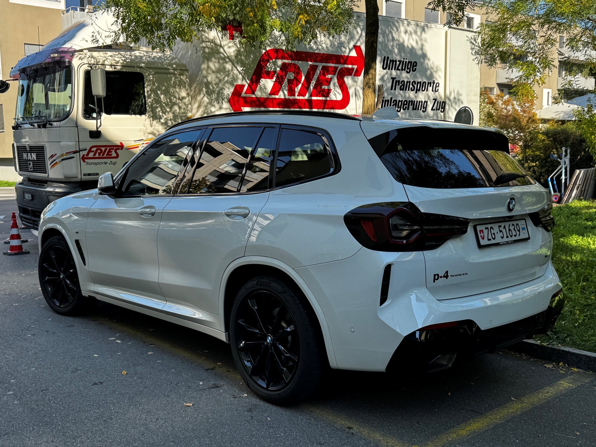 BMW 20d xDrive M Sport Steptronic-image-1