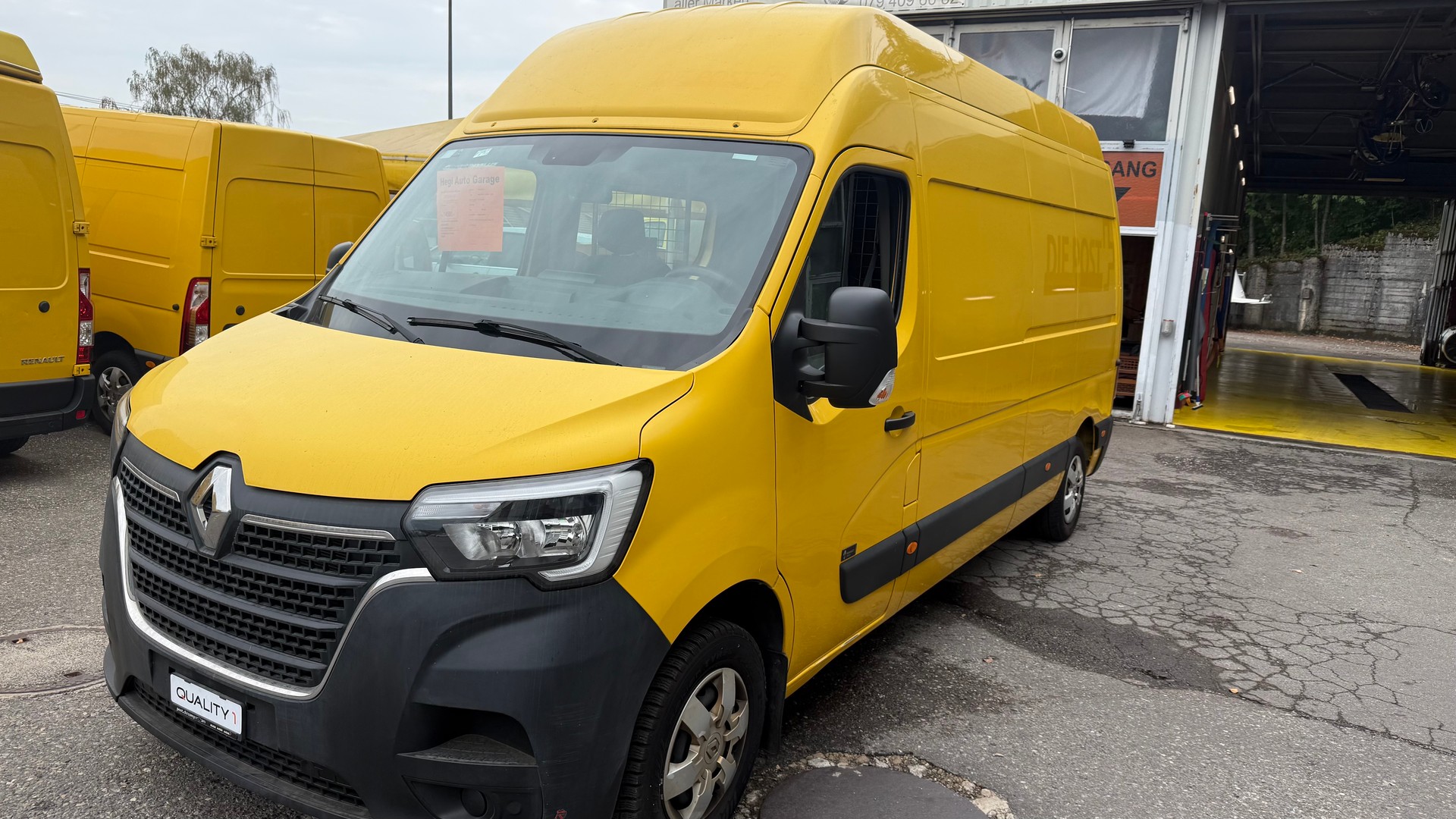 RENAULT Master T35 2.3dCi 135 L3H3-image-2