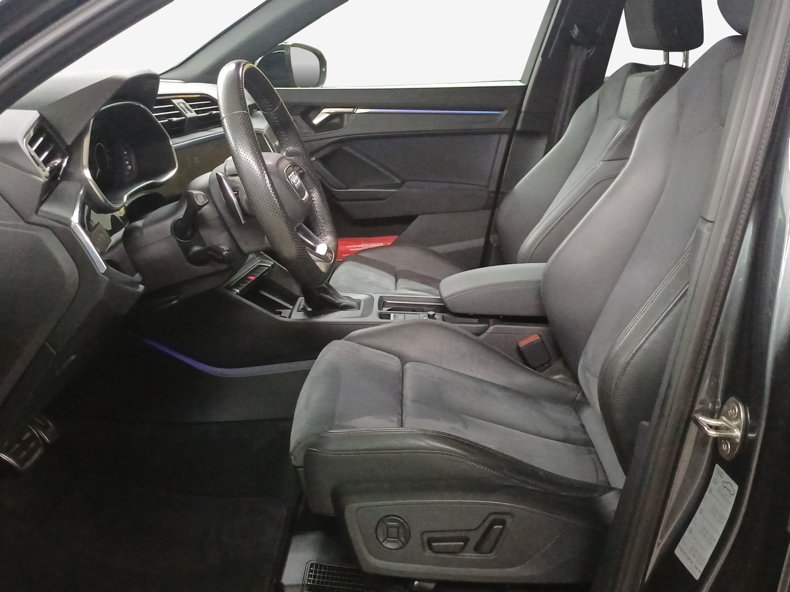 AUDI RS Q3 2.5 TFSI quattro S tronic-image-7